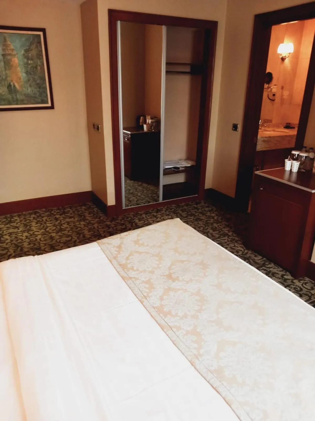 Photo of the whole room, Bed in Dream Hill Business Deluxe Hotel Asia