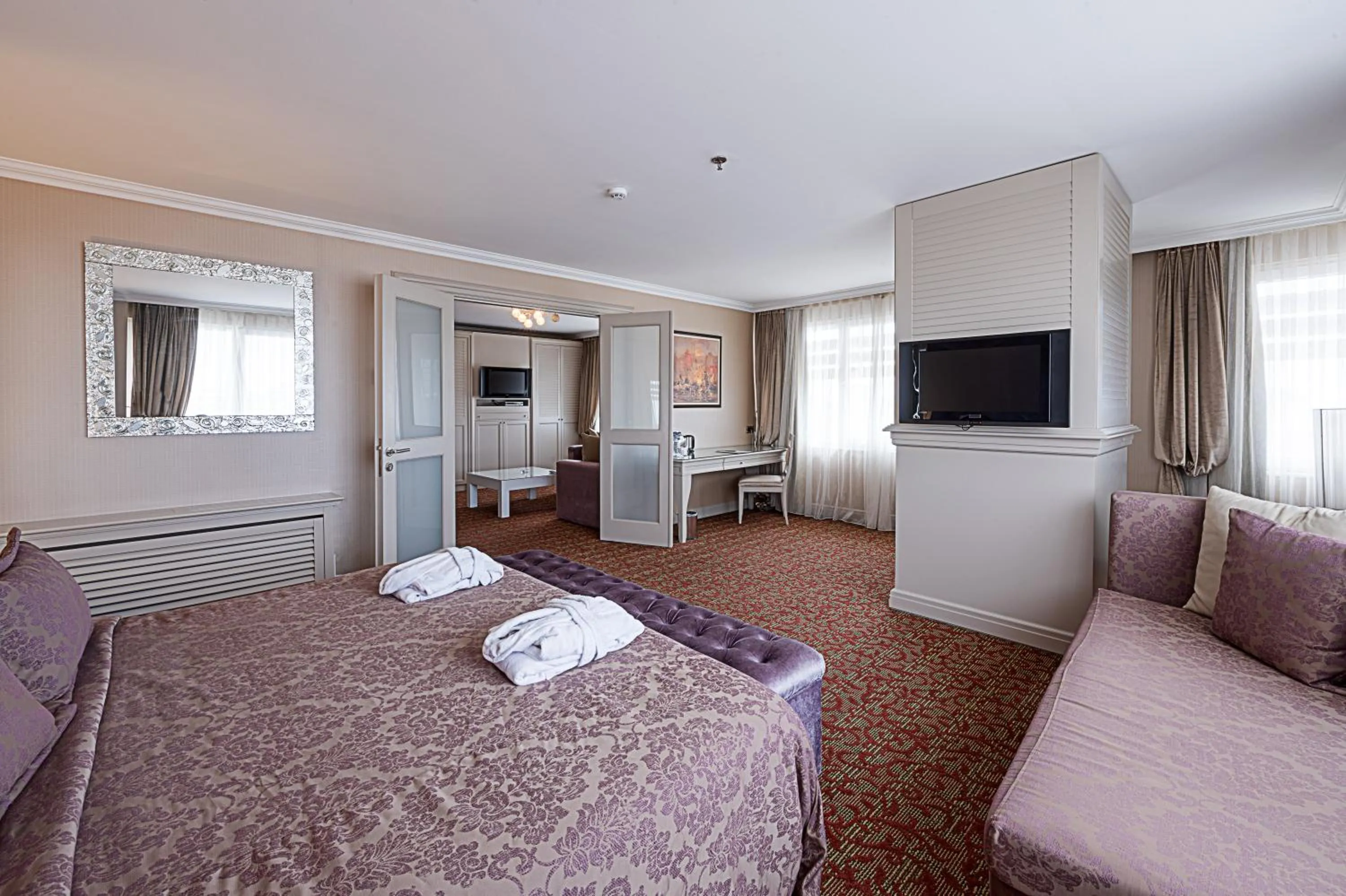 Massage, Bed in Dream Hill Business Deluxe Hotel Asia