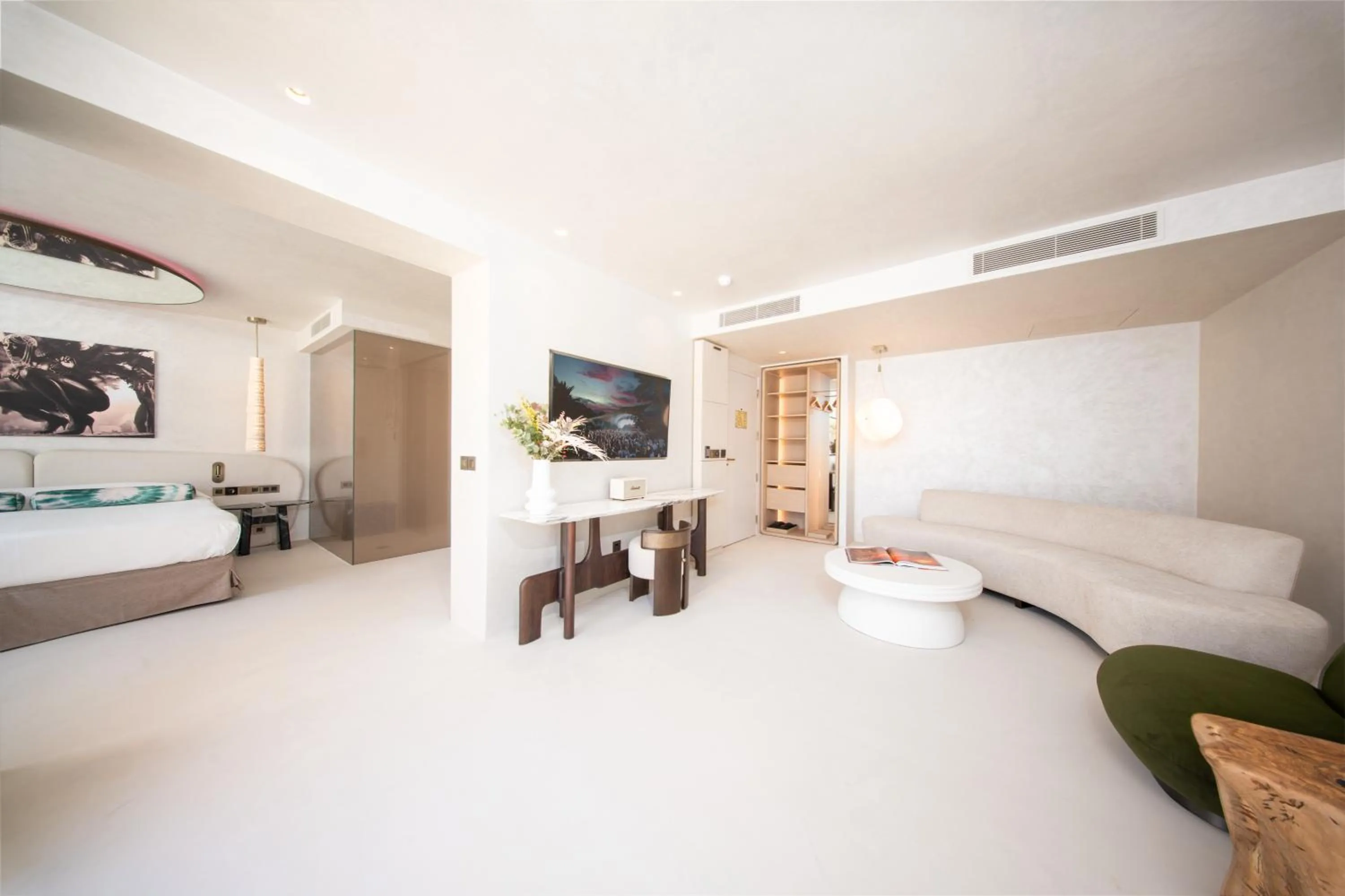 Photo of the whole room, Bed in Destino Five Ibiza - 5-Star Grand Luxe Resort