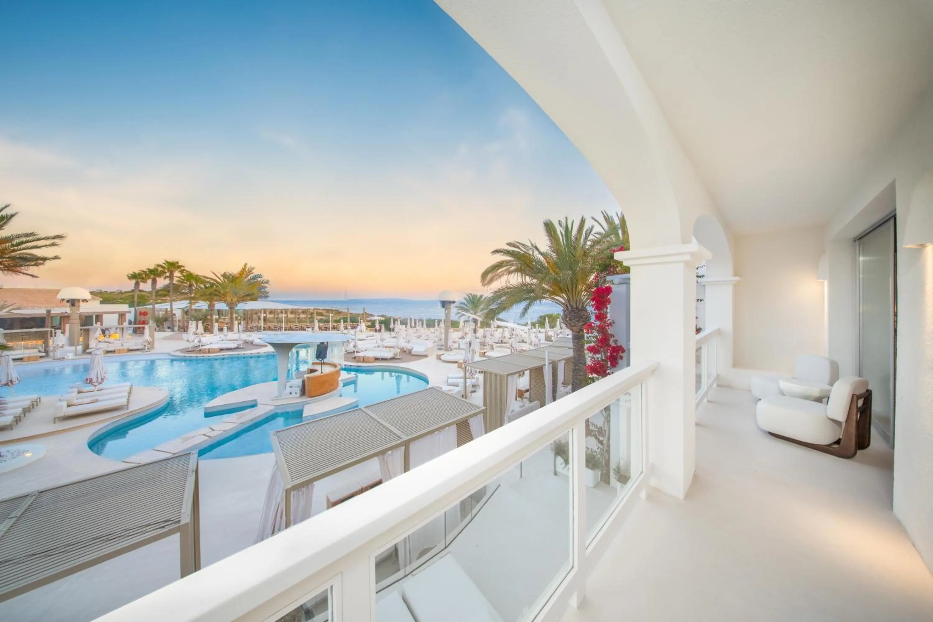 Balcony/Terrace in Destino Five Ibiza - 5-Star Grand Luxe Resort