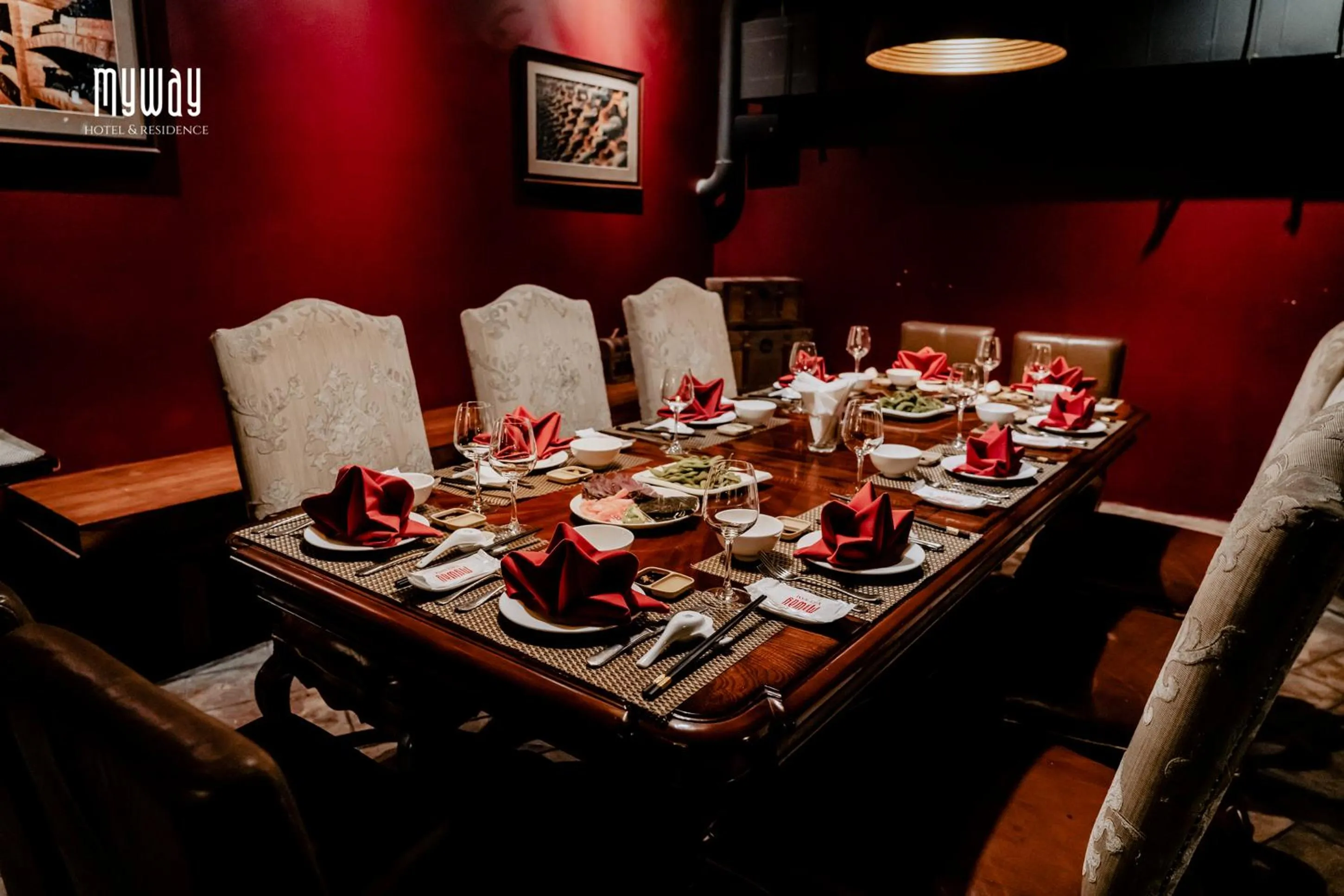 Restaurant/places to eat in My Way Hotel & Residence Ha Noi