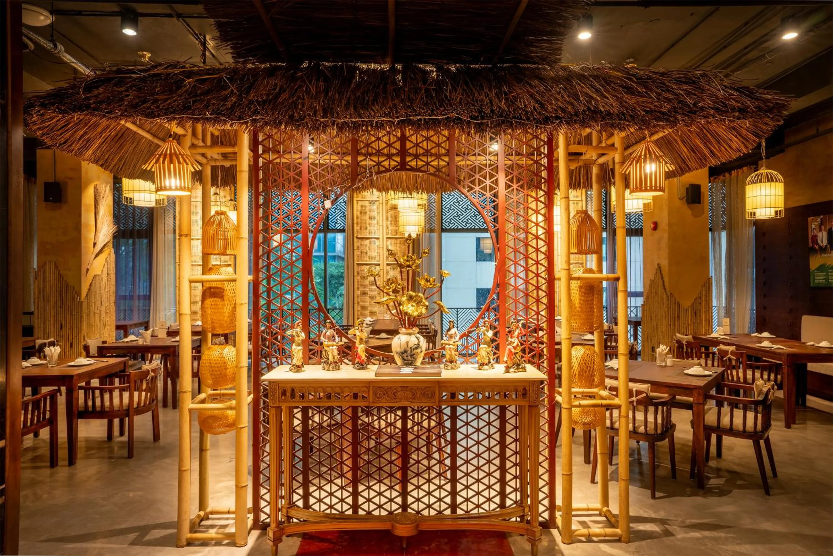 Restaurant/places to eat in My Way Hotel & Residence Ha Noi