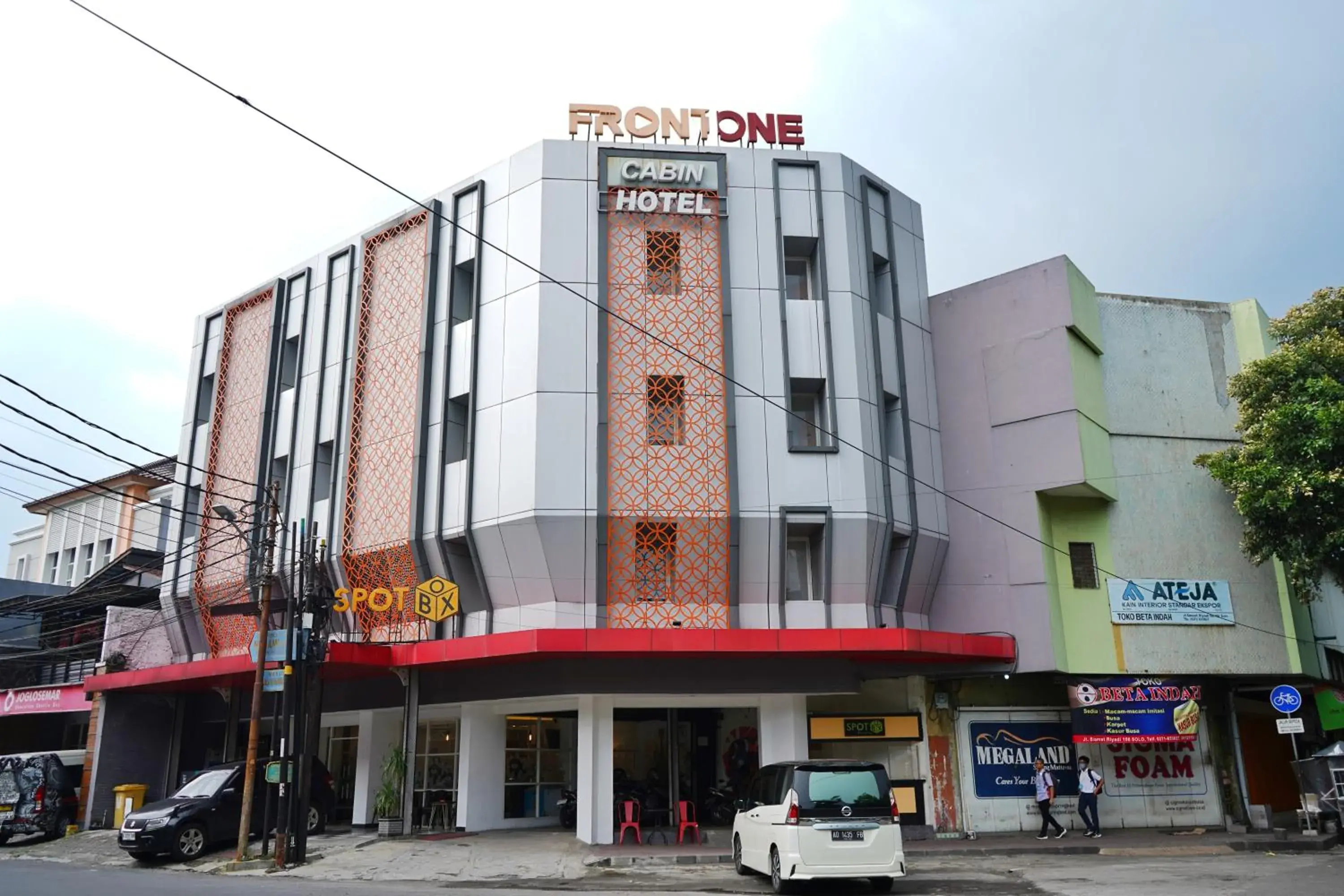 Front One Budget Hotel Slamet Riyadi Solo Front One Budget Hotel Slamet Riyadi Solo