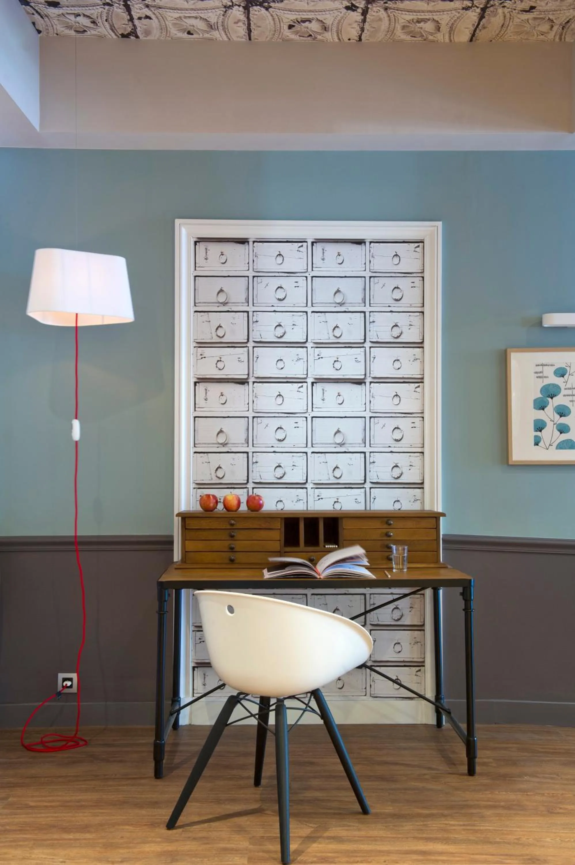 Living room in Hotel Magenta 38 by Happyculture