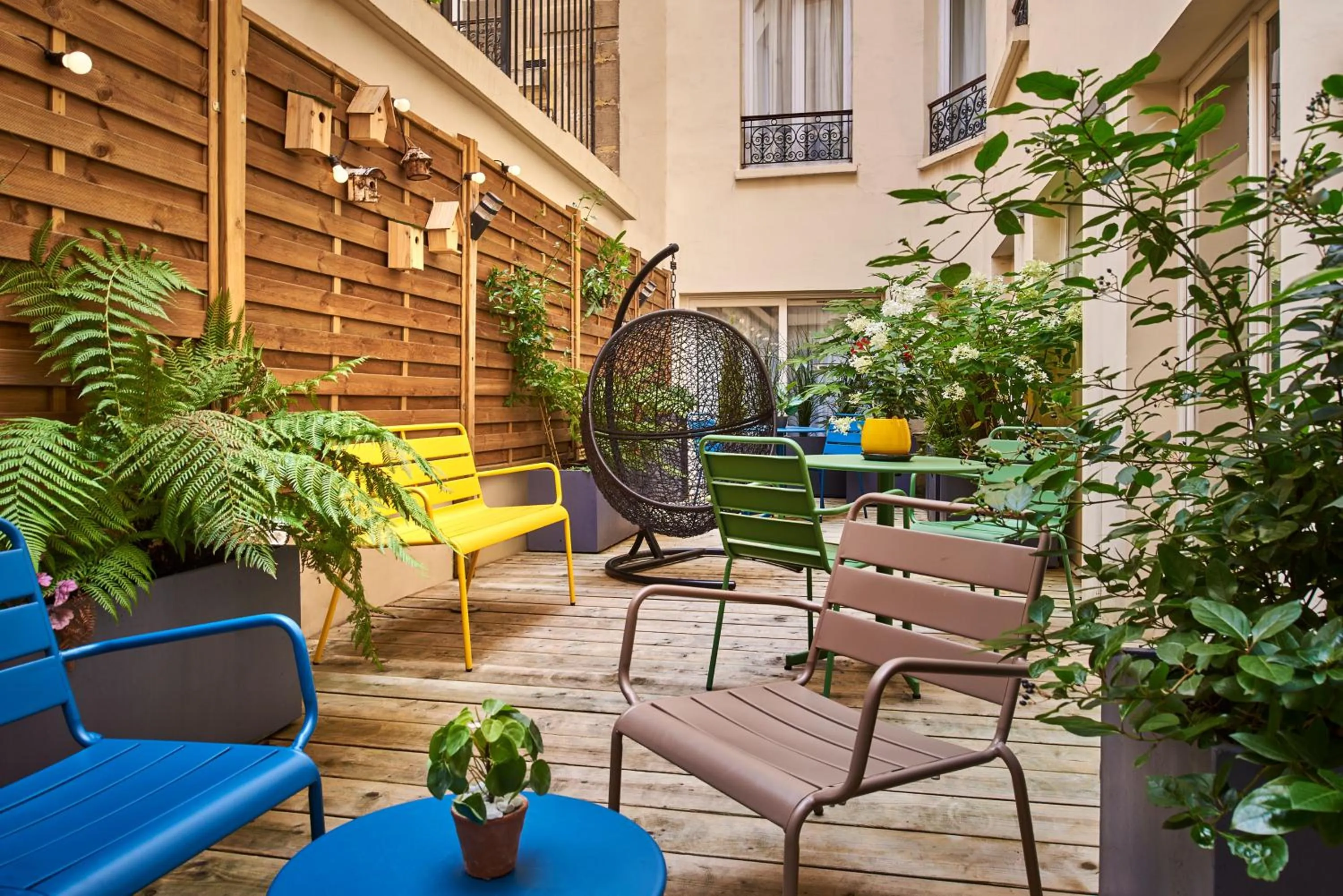 Patio in Hotel Magenta 38 by Happyculture