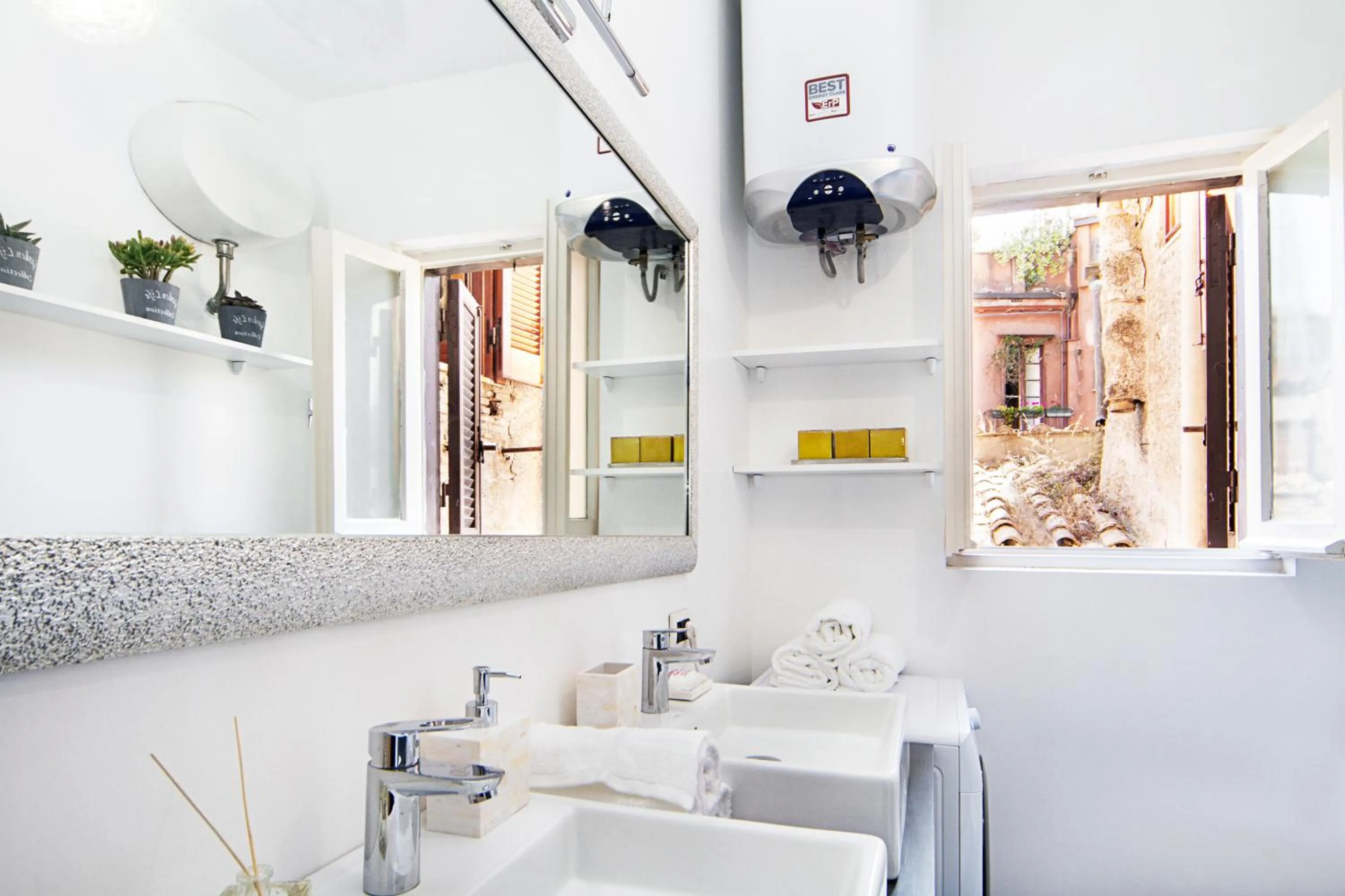 Bathroom in Casa Bella Pantheon