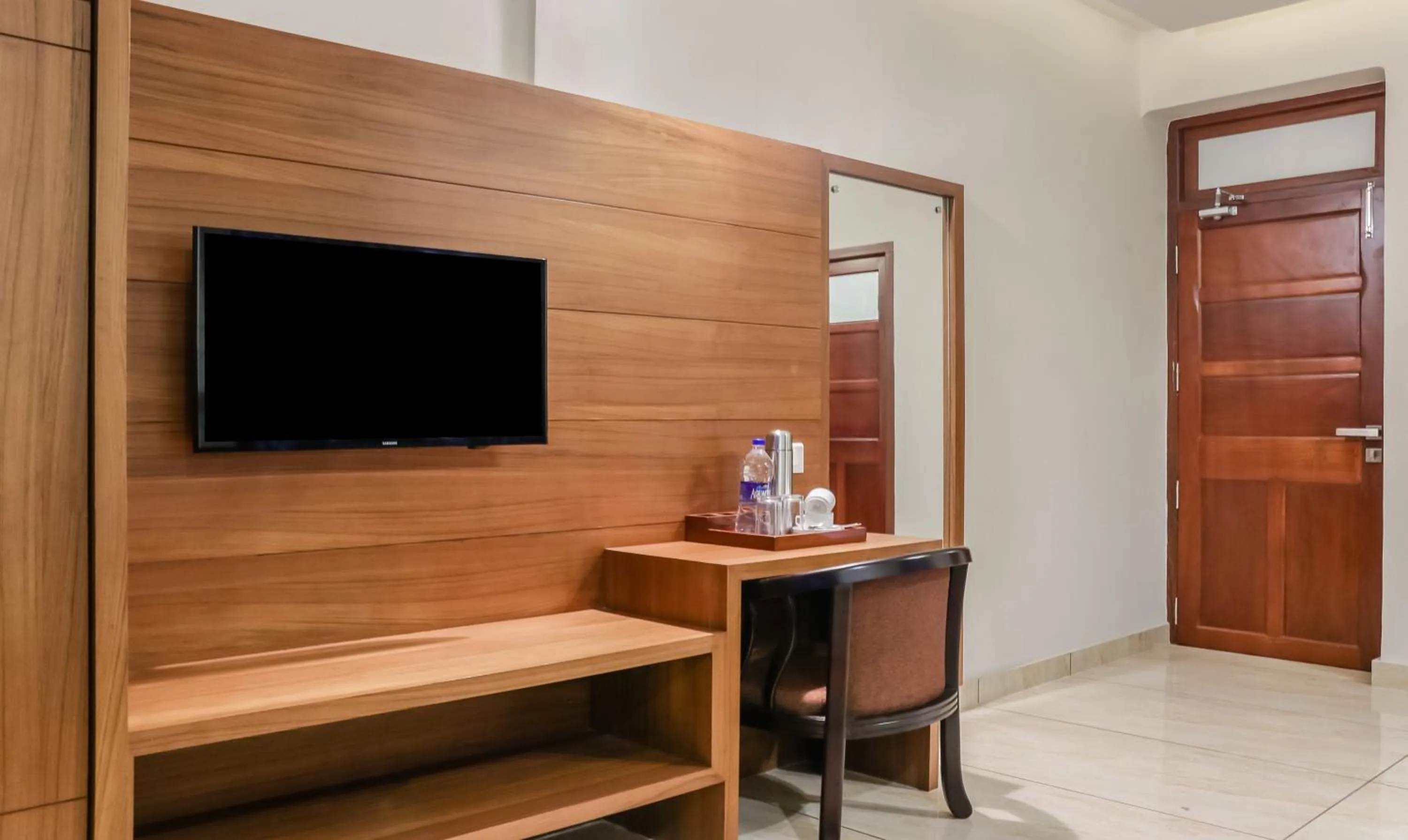 Bedroom in Treebo Casino