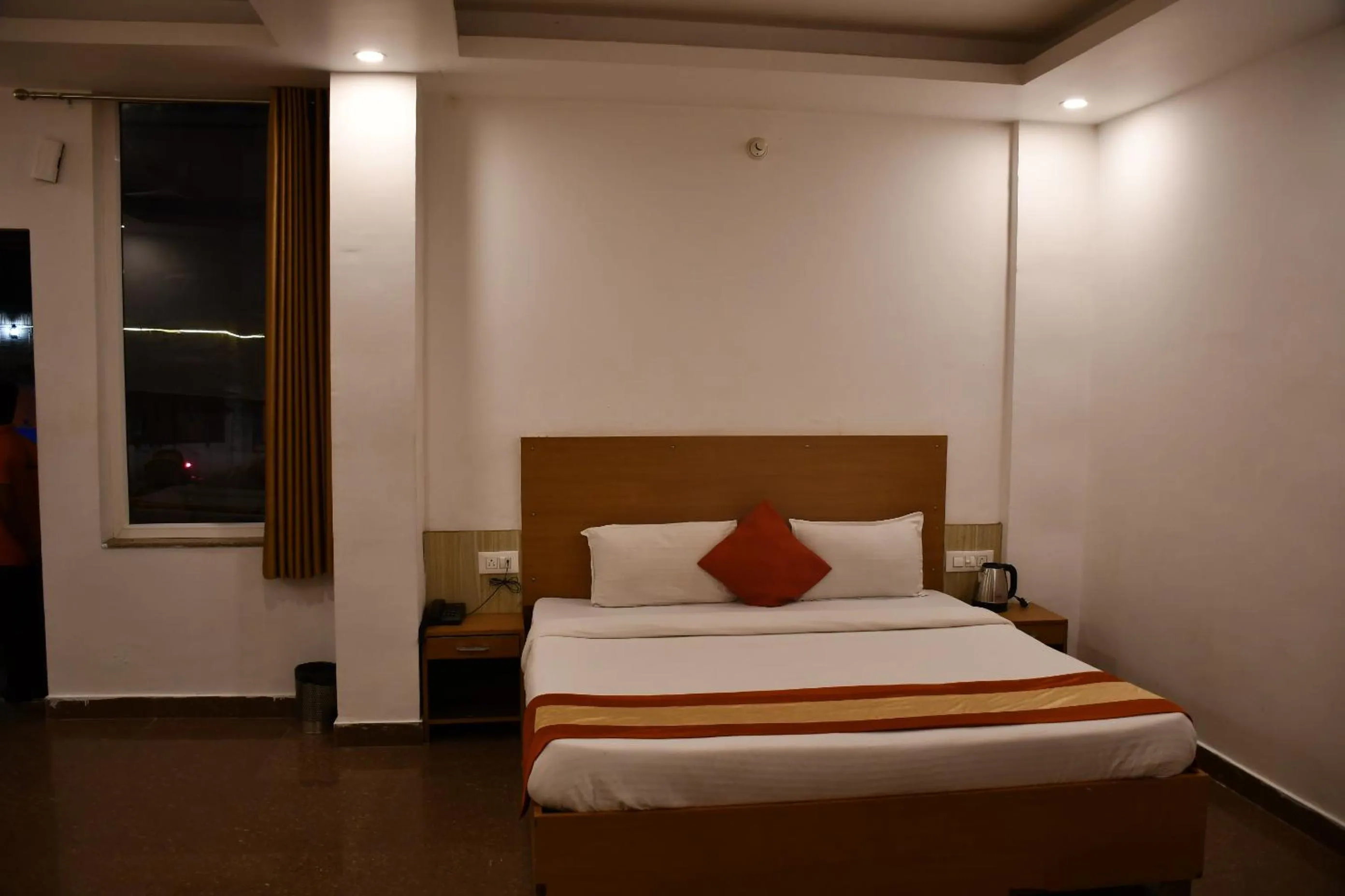 Bed in Shivansh Inn Resort