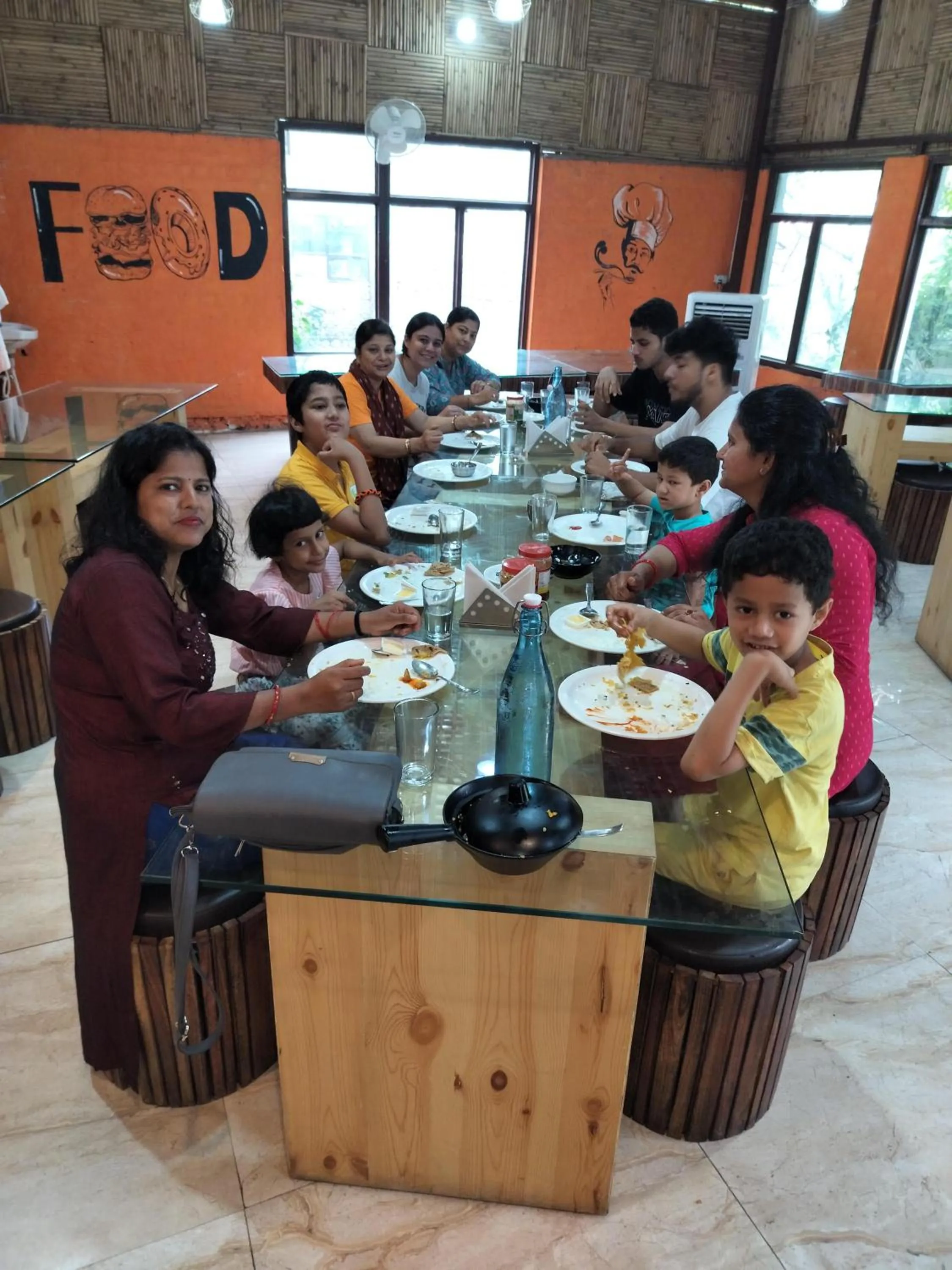 Food and drinks in Shivansh Inn Resort