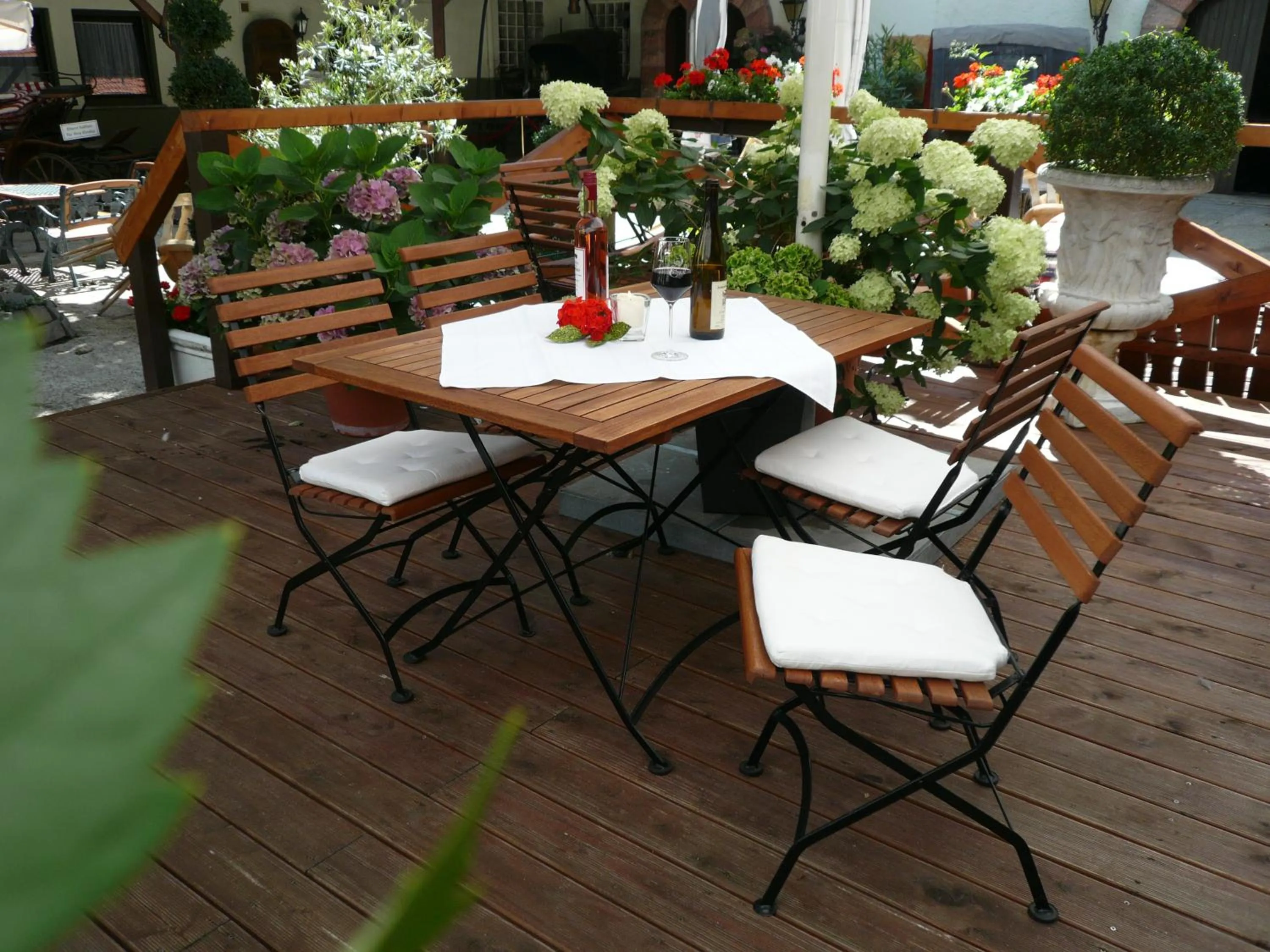 Day in Weingasthof Zum weißen Roß