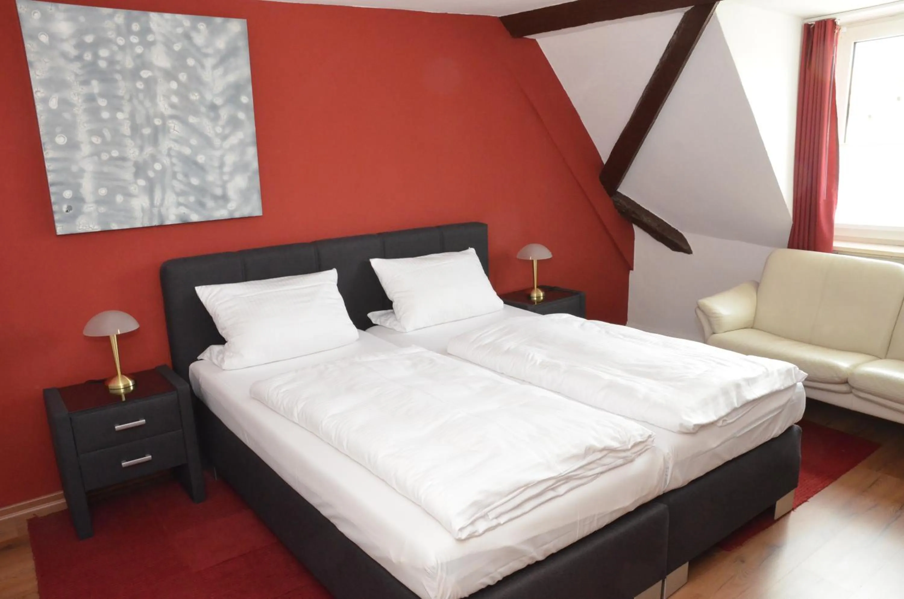 Day, Bed in Weingasthof Zum weißen Roß