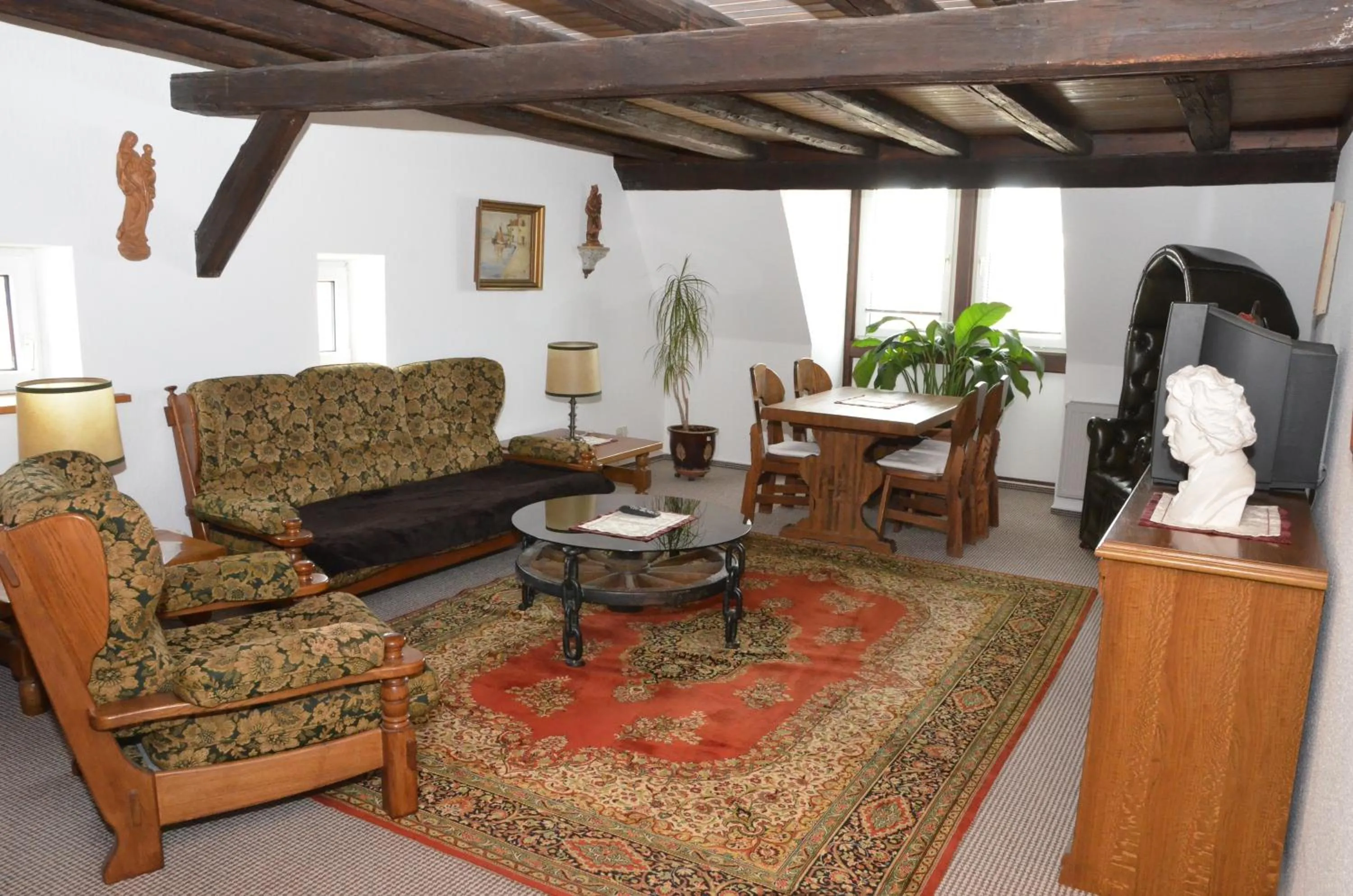 Day in Weingasthof Zum weißen Roß