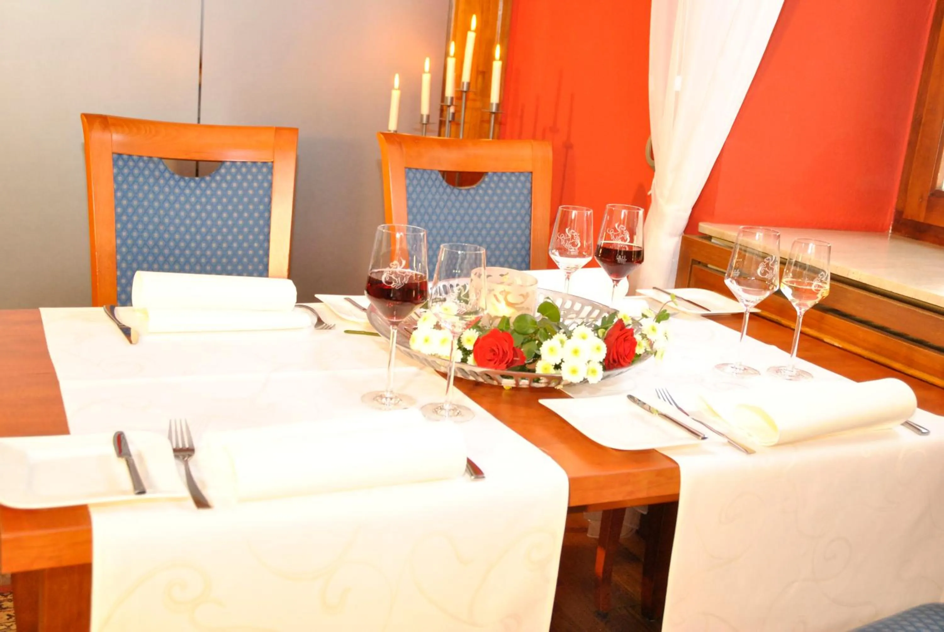 Restaurant/places to eat in Weingasthof Zum weißen Roß