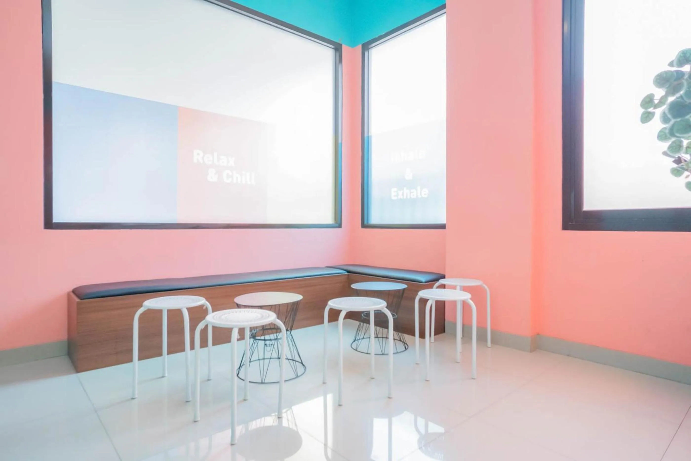 Sans Hotel Widarasari Cirebon