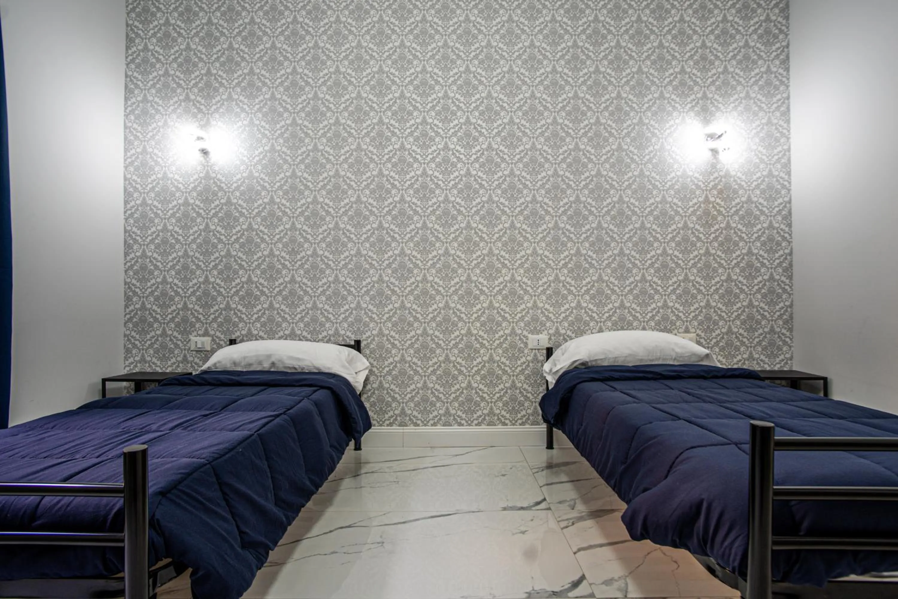 Property building, Bed in Palladini Rome