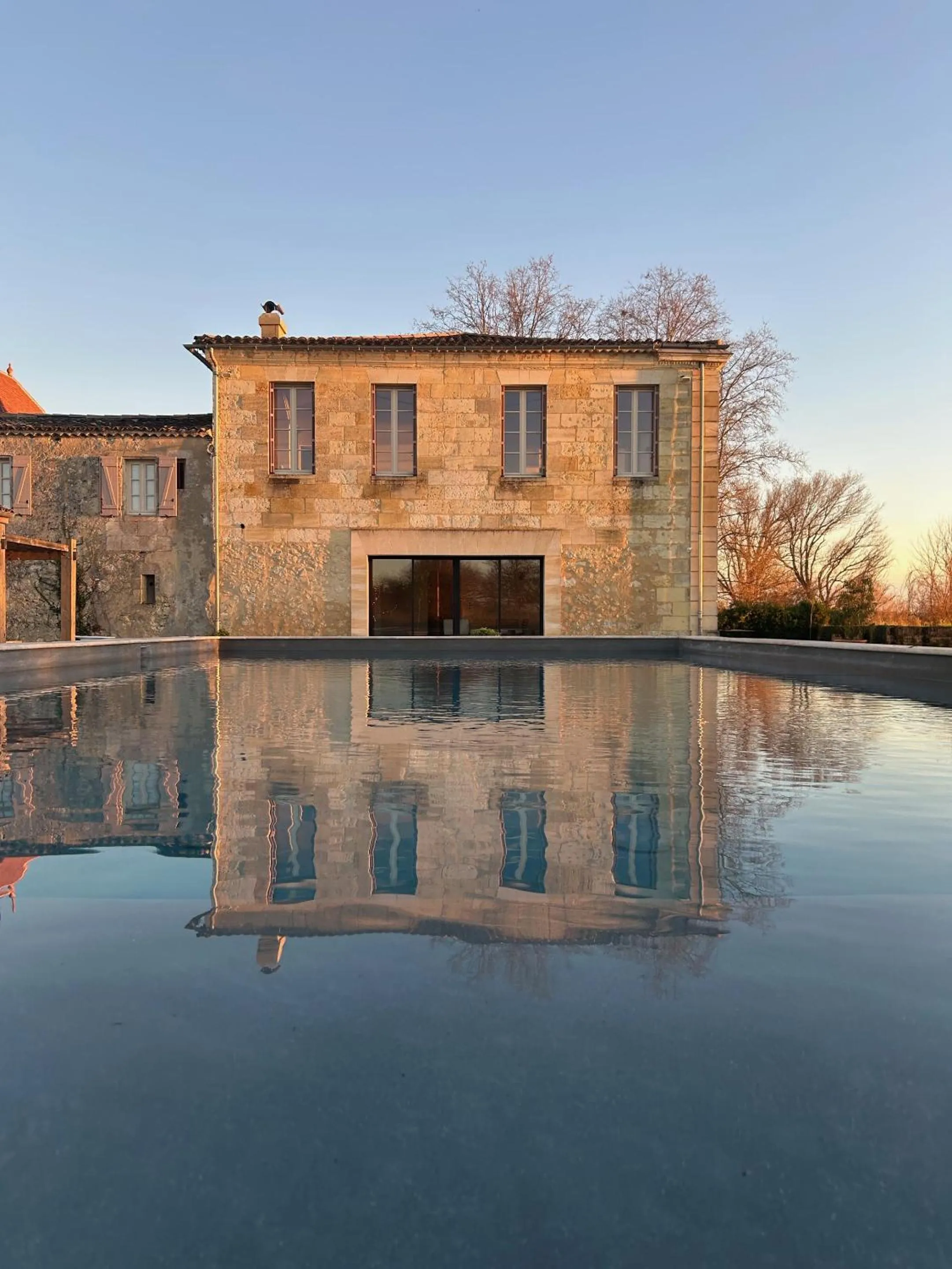 Pool view in Chateau de la Vieille Chapelle