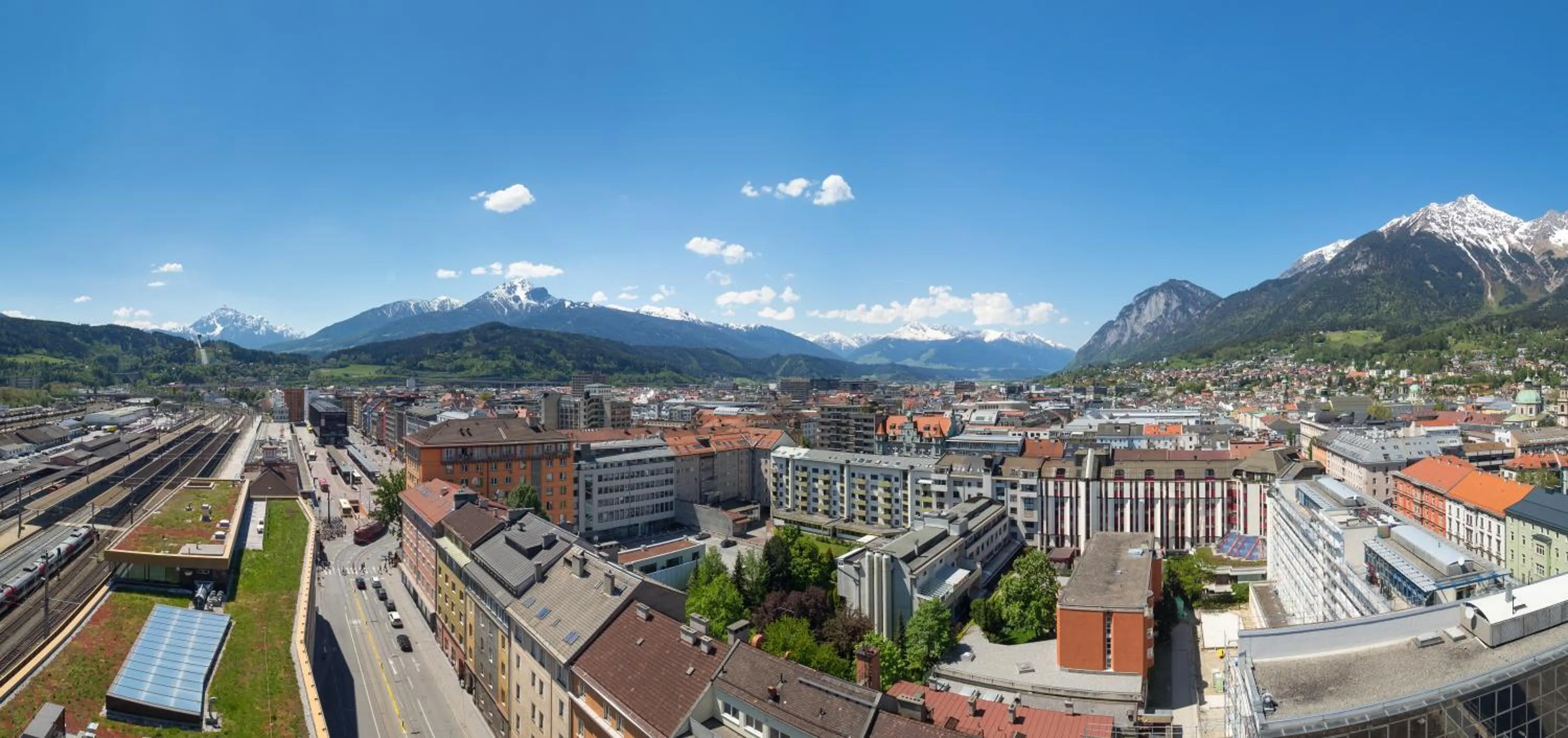 City view in ADLERS Hotel Innsbruck
