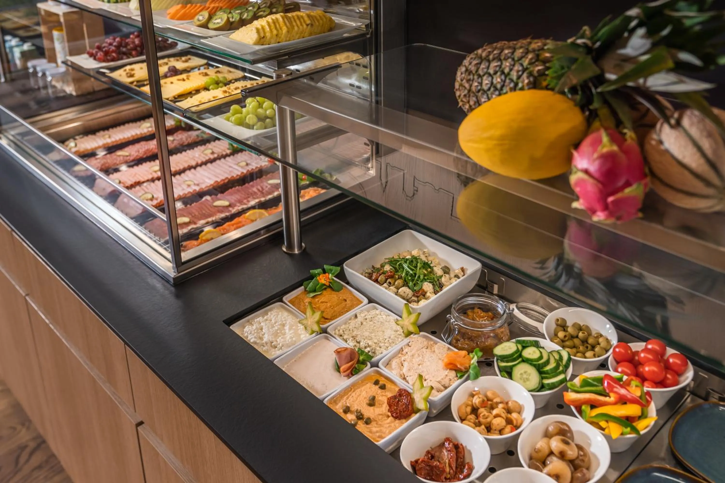 Breakfast in ADLERS Hotel Innsbruck