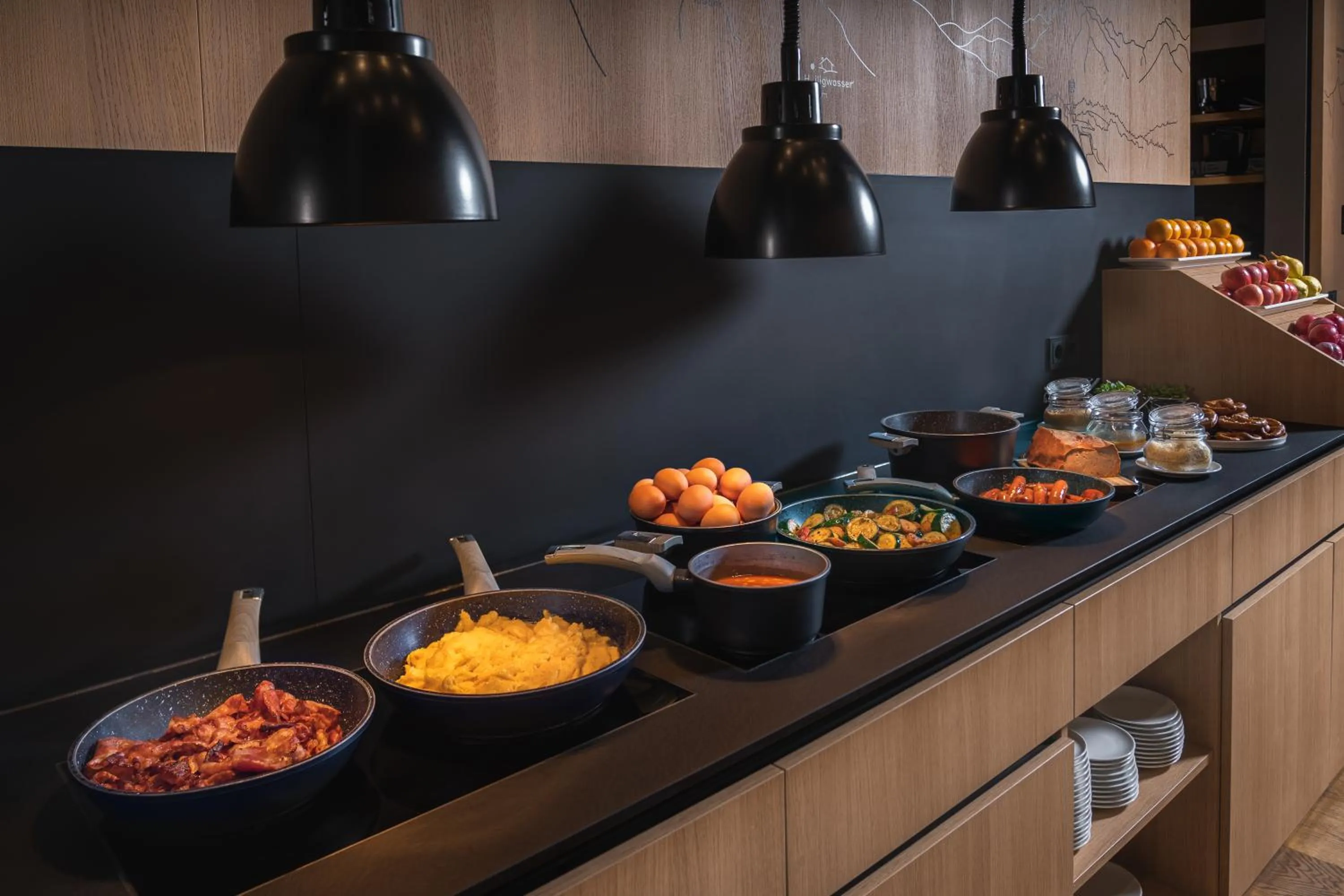 Breakfast in ADLERS Hotel Innsbruck