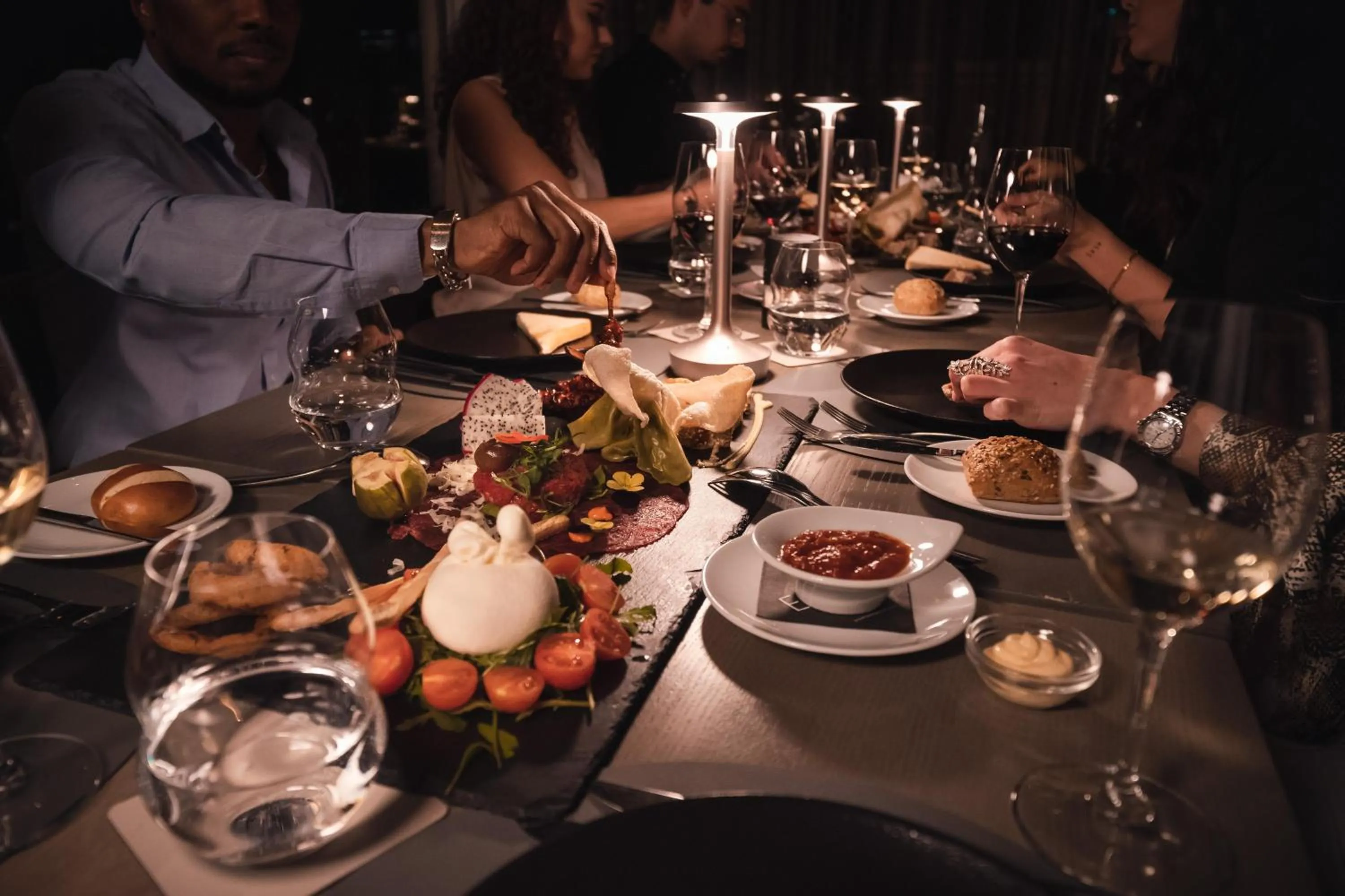 Restaurant/places to eat in ADLERS Hotel Innsbruck