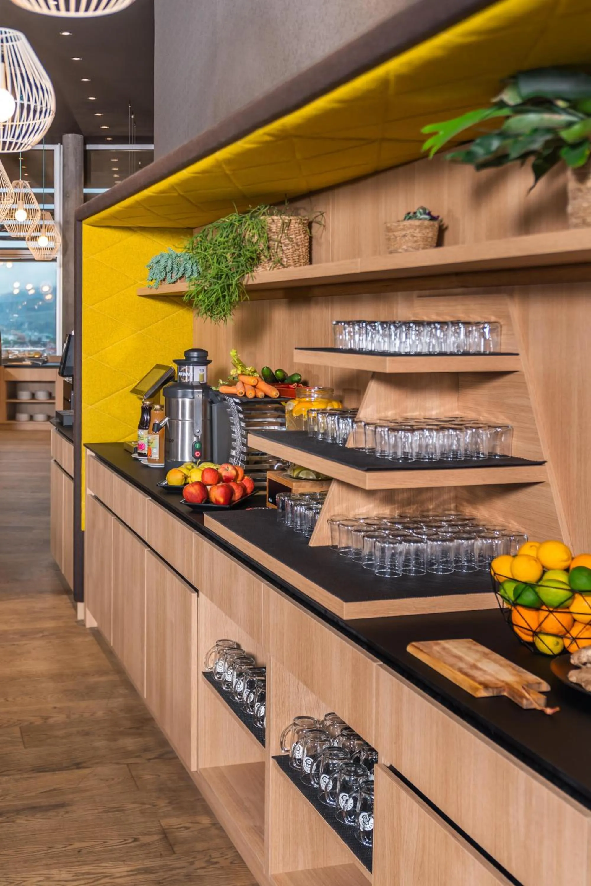 Restaurant/places to eat in ADLERS Hotel Innsbruck