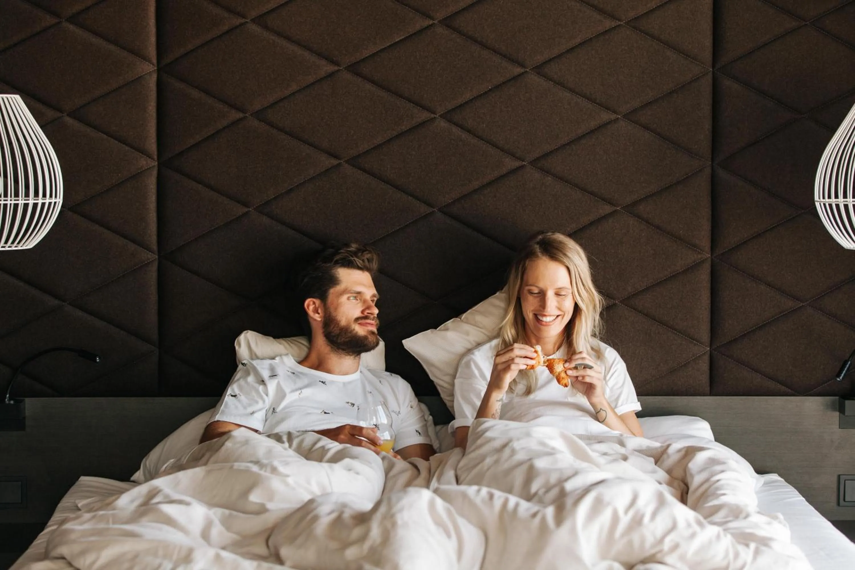 People, Bed in ADLERS Hotel Innsbruck