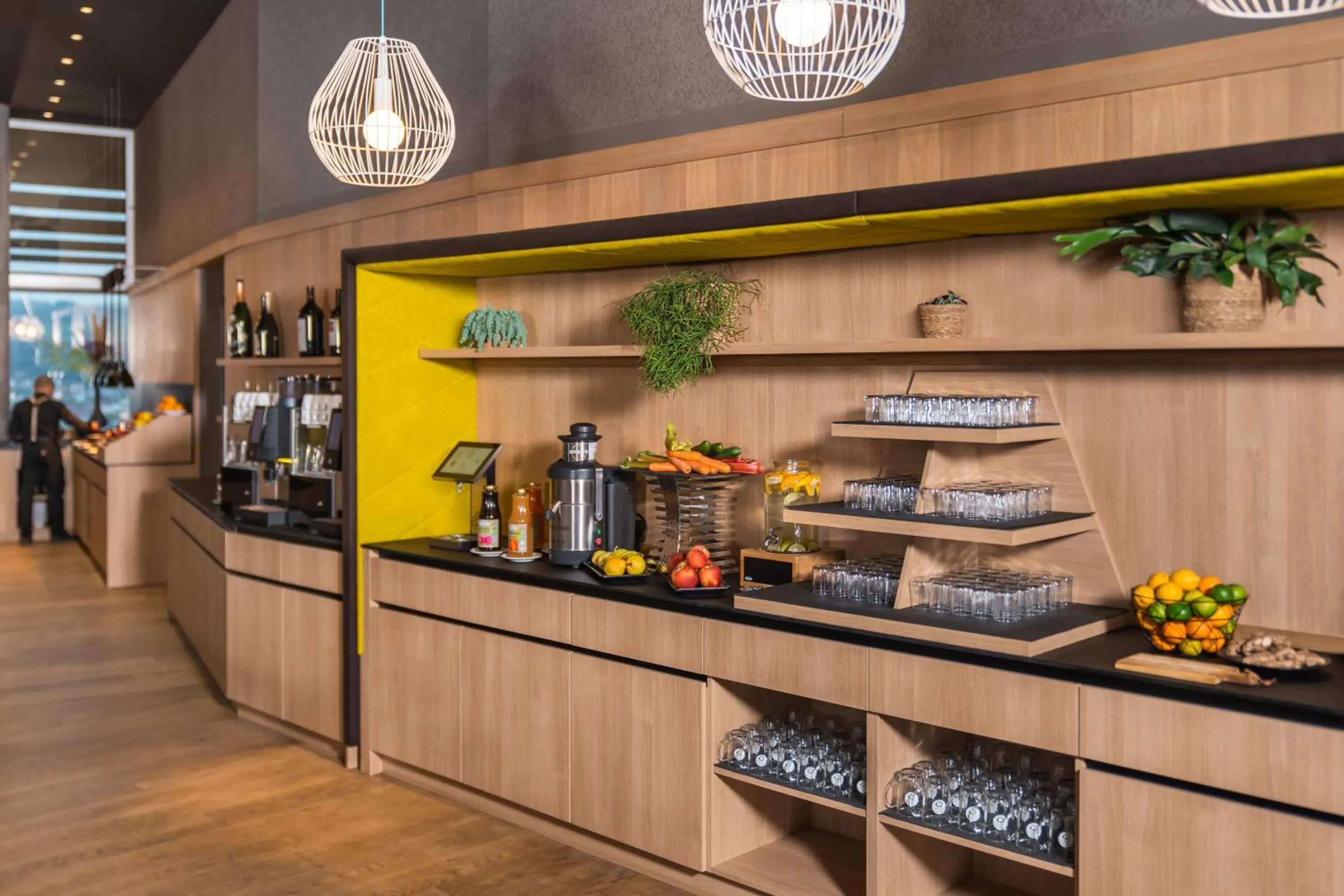 Restaurant/places to eat in ADLERS Hotel Innsbruck