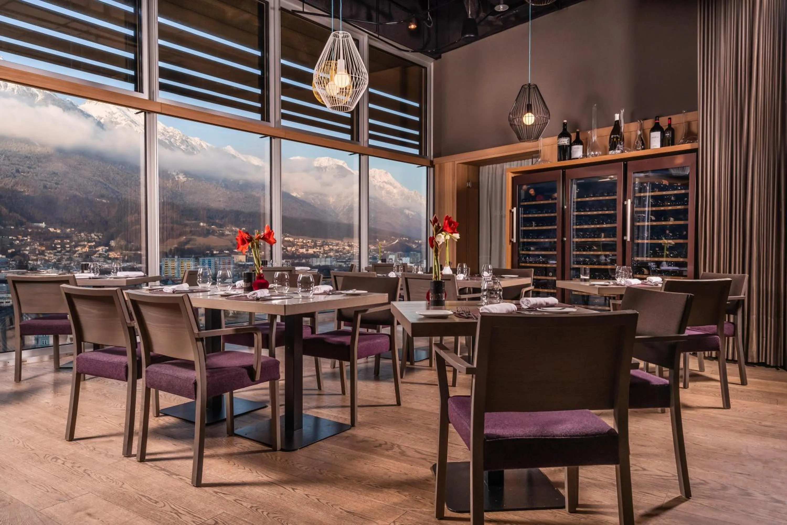 Restaurant/places to eat in ADLERS Hotel Innsbruck