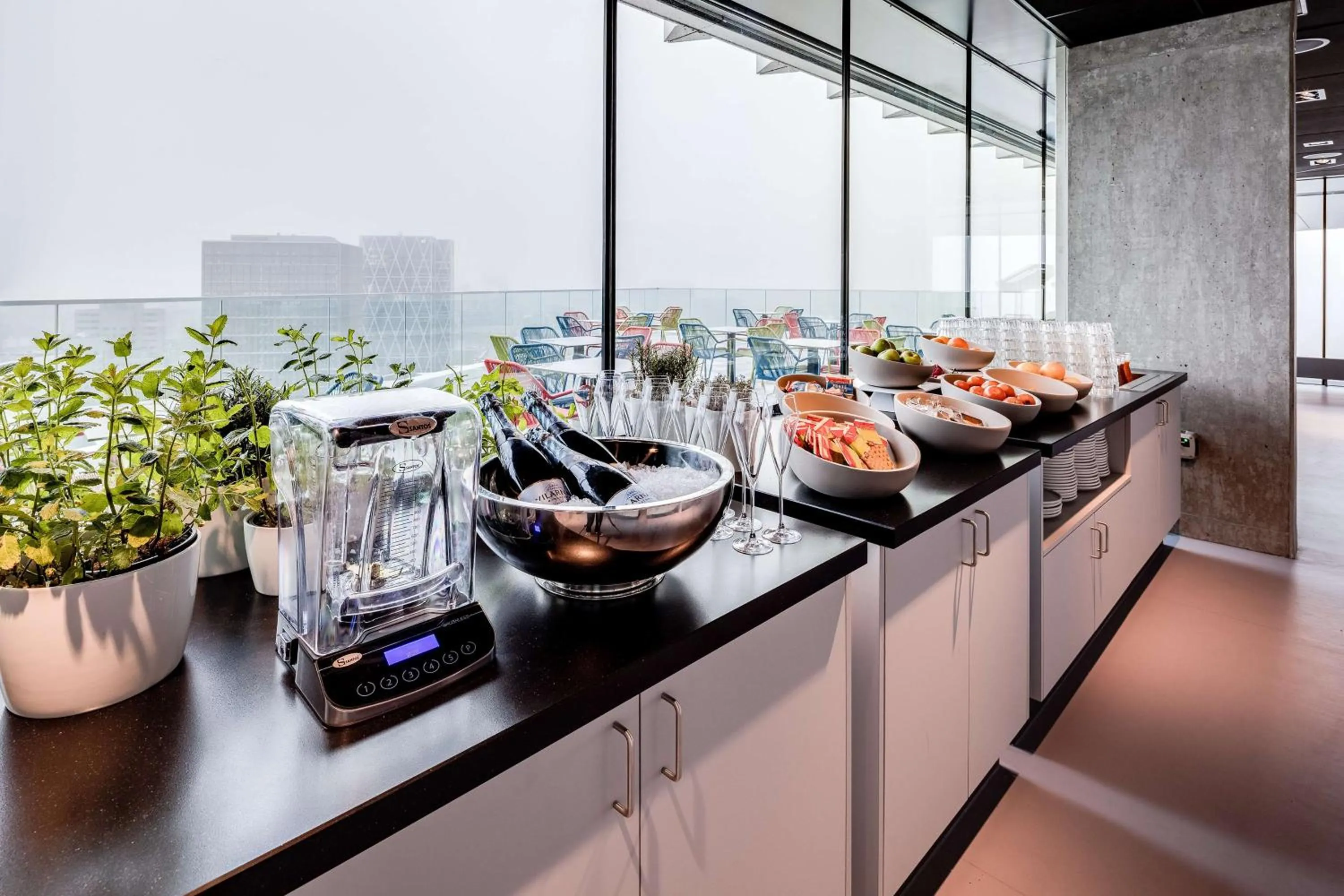 Breakfast in nhow Amsterdam Rai