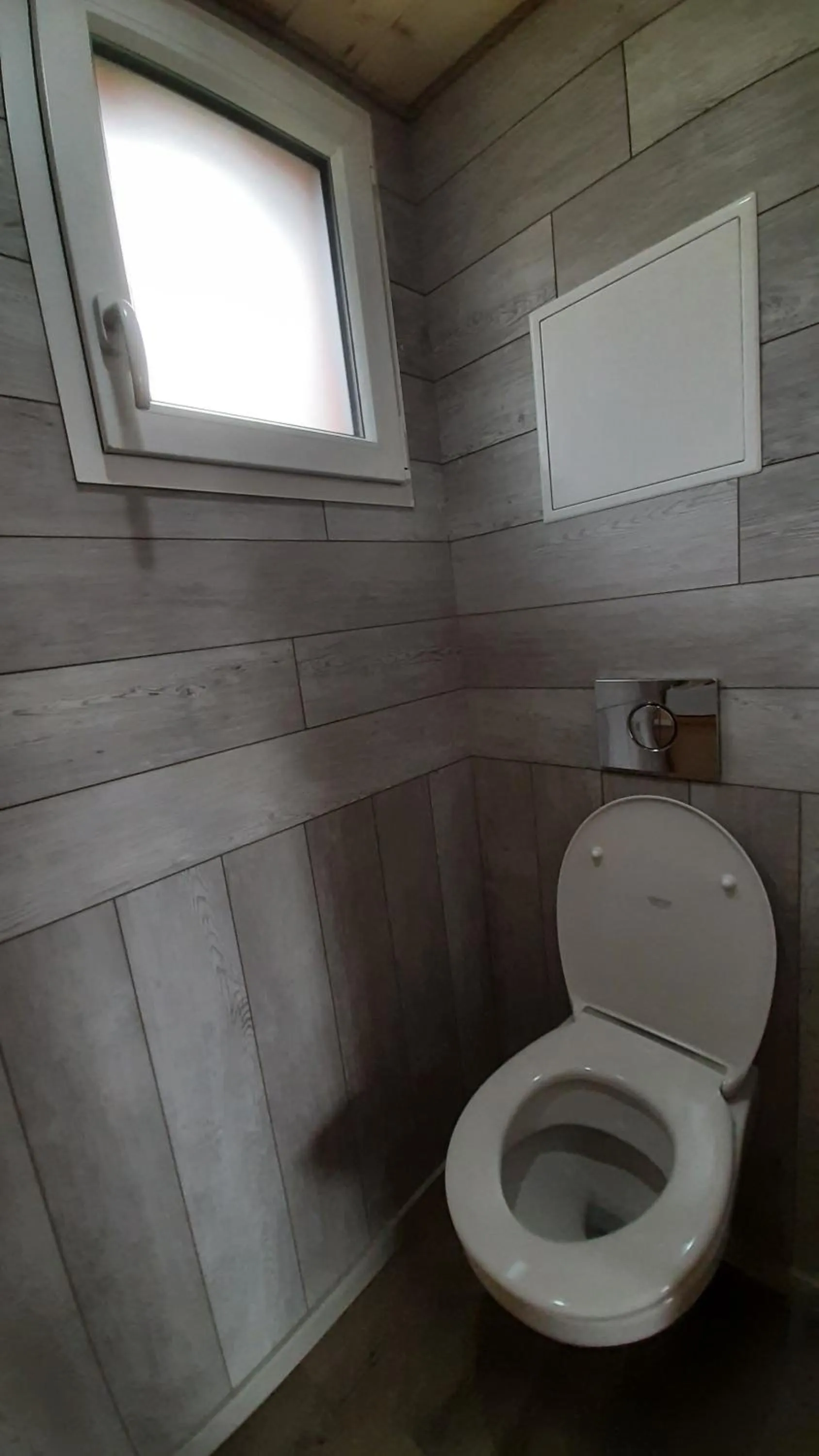 Toilet in Le Domaine du Châtelet