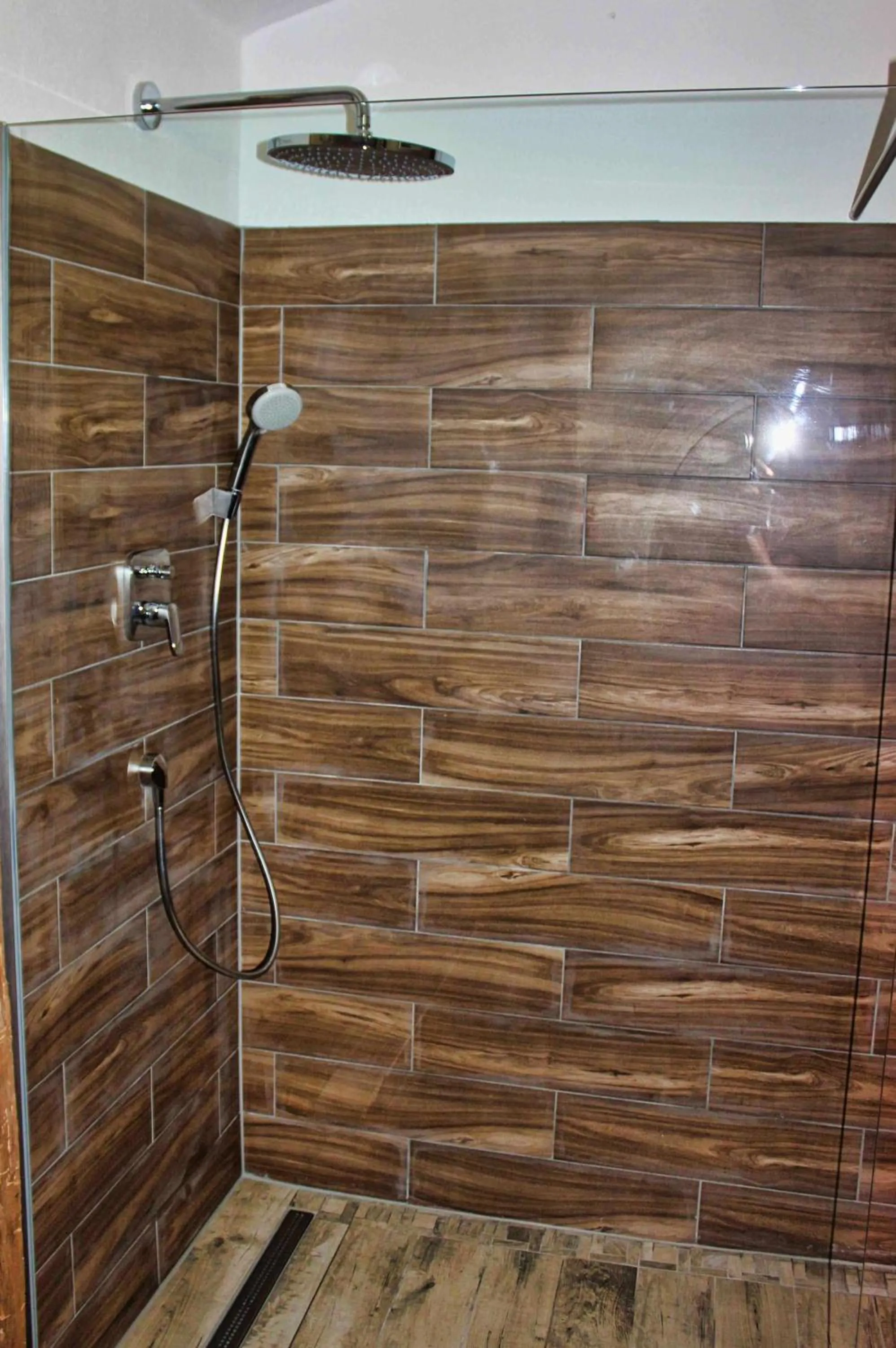 Shower in Tiefala's Eck