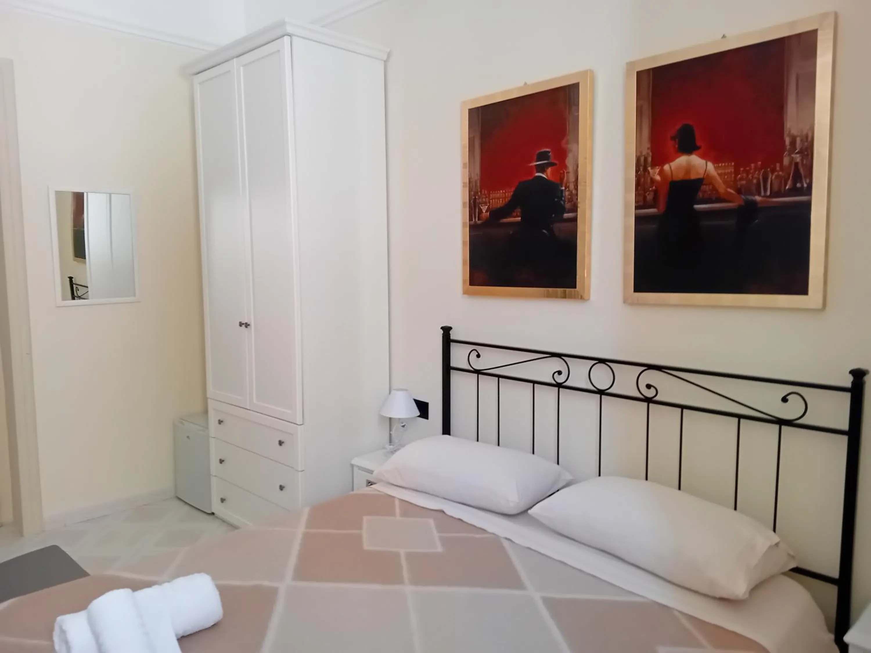 Bedroom, Bed in iLCastellano - Suites & Apartments