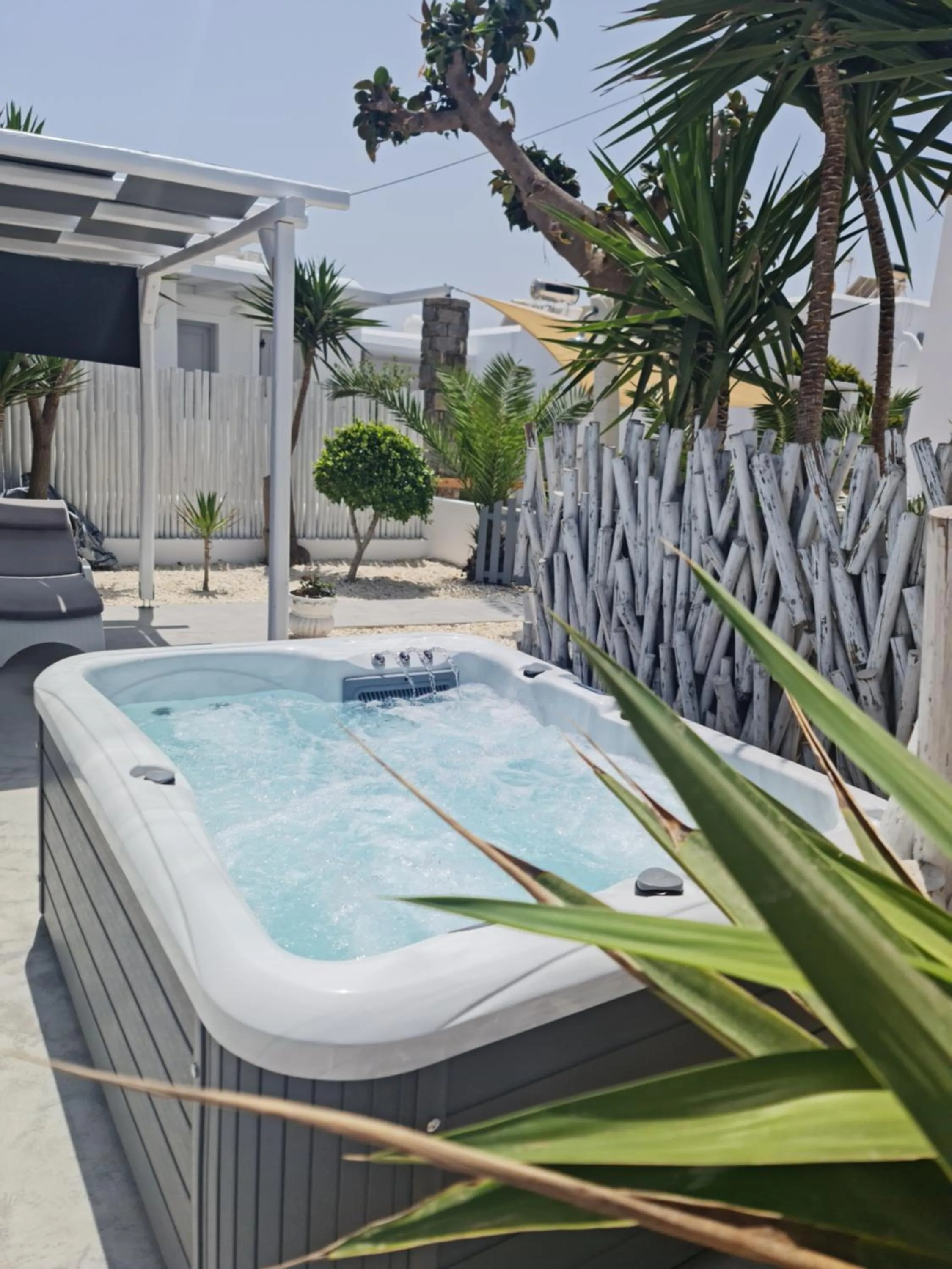 Hot Tub in Zoumis Residence