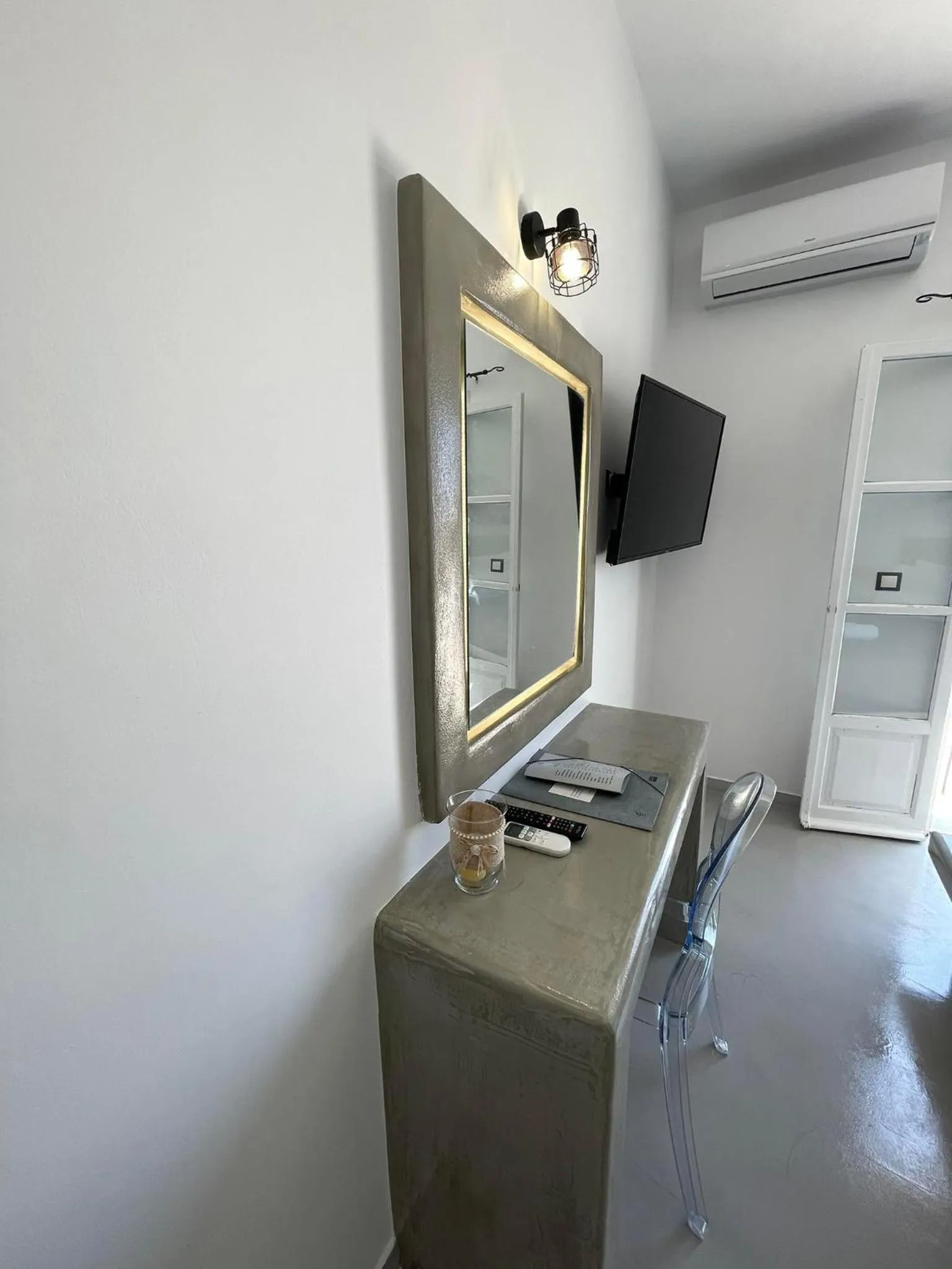 Bedroom in Zoumis Residence