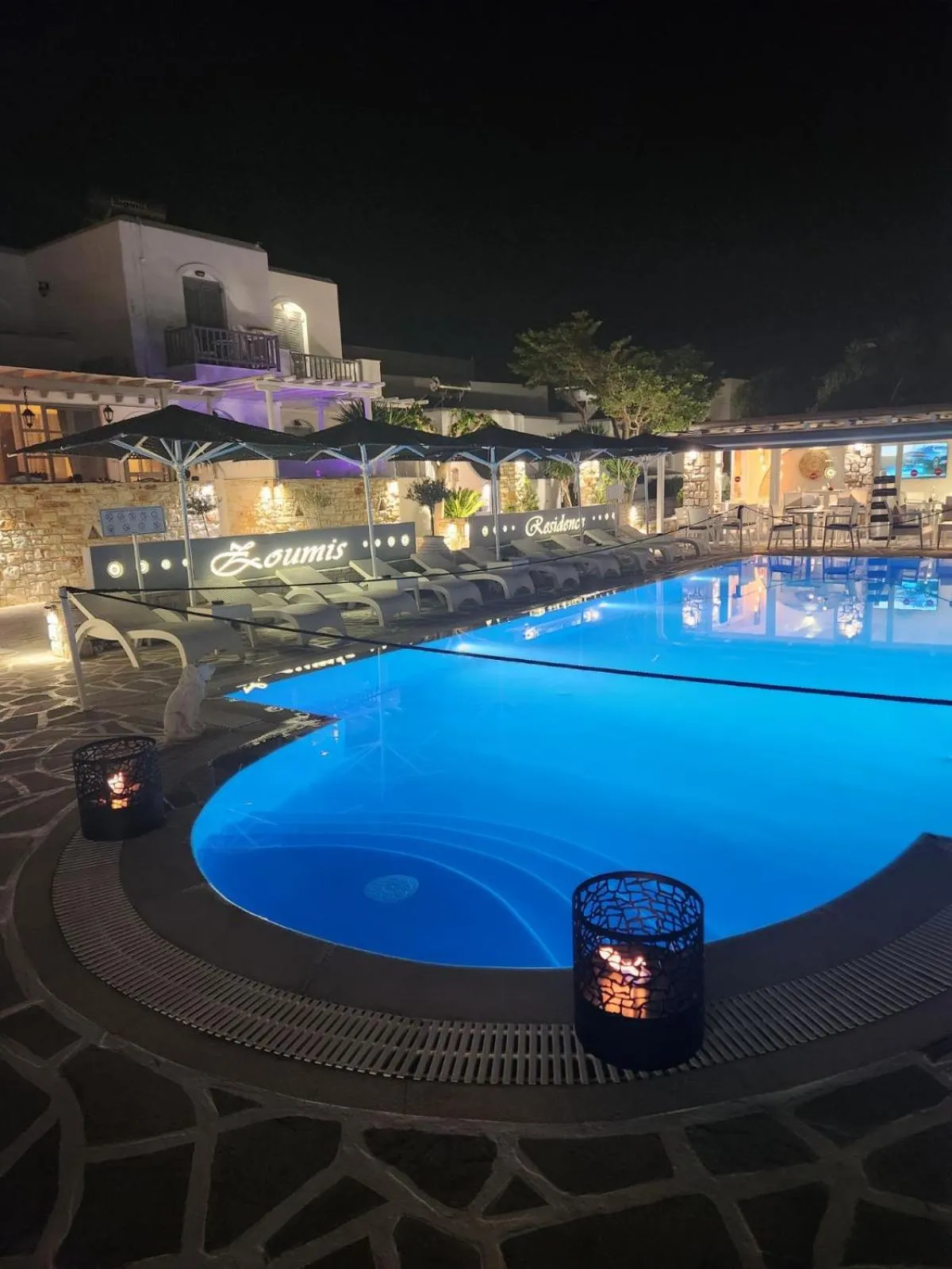 Swimming pool in Zoumis Residence