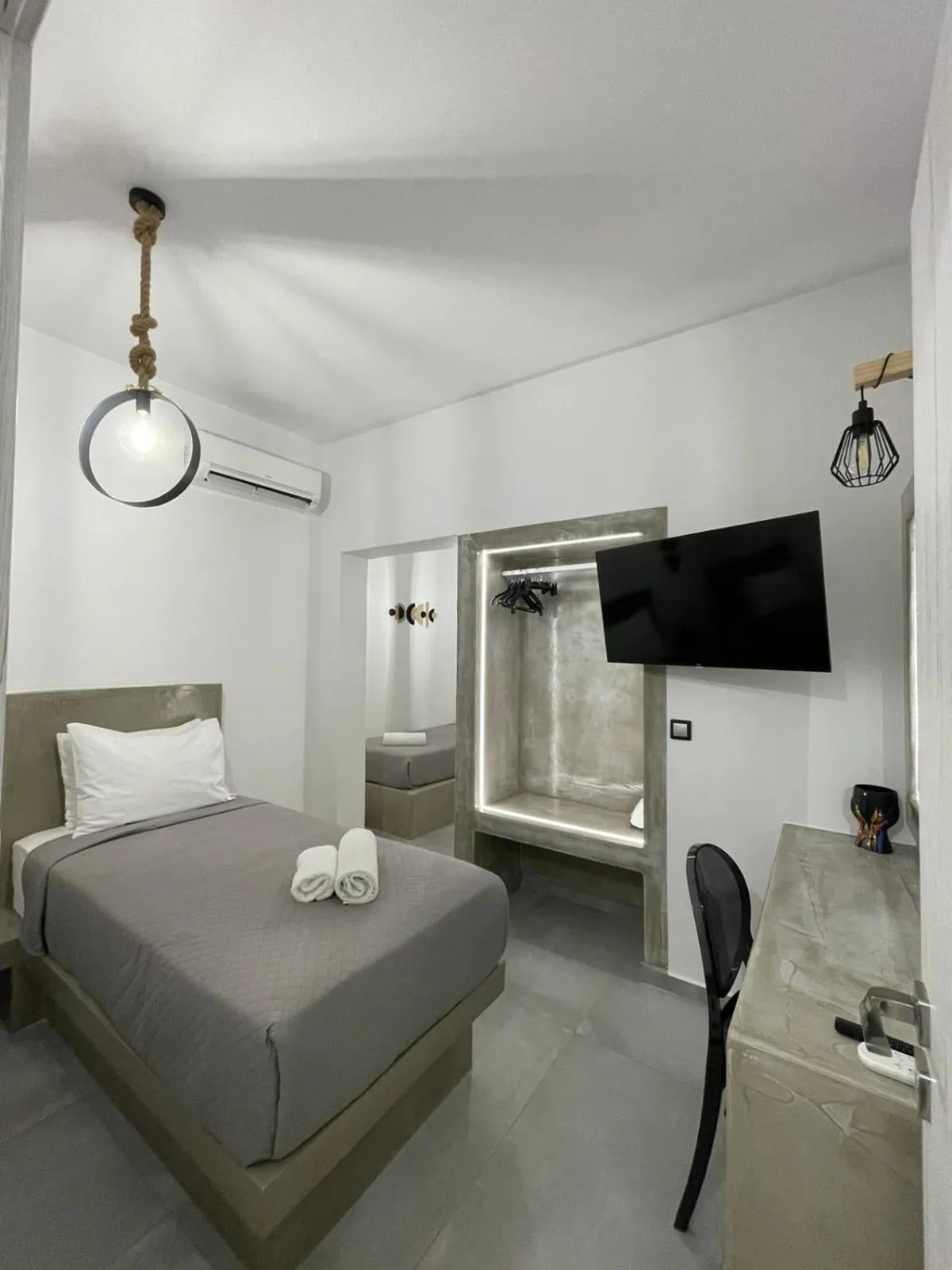 Bedroom, Bed in Zoumis Residence