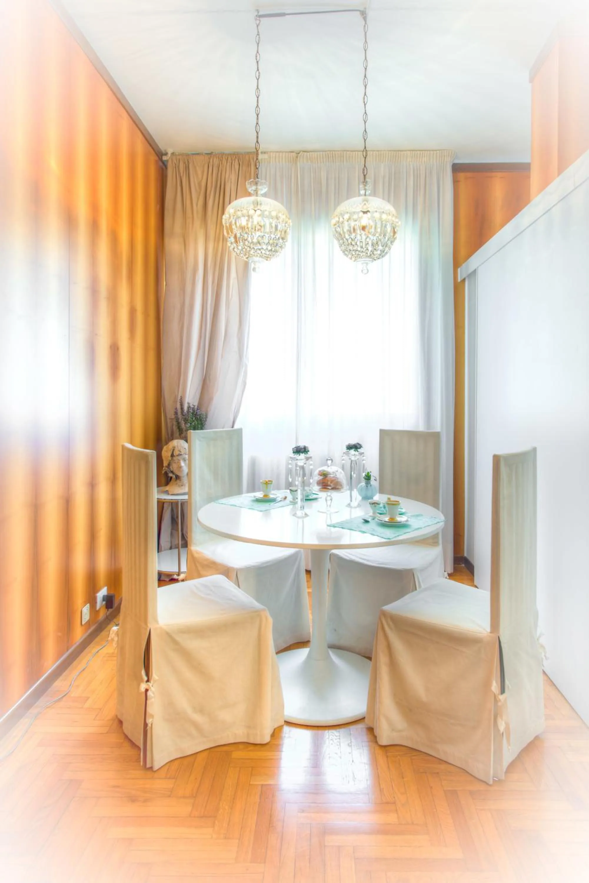 Communal lounge/ TV room in B&B San Benedetto