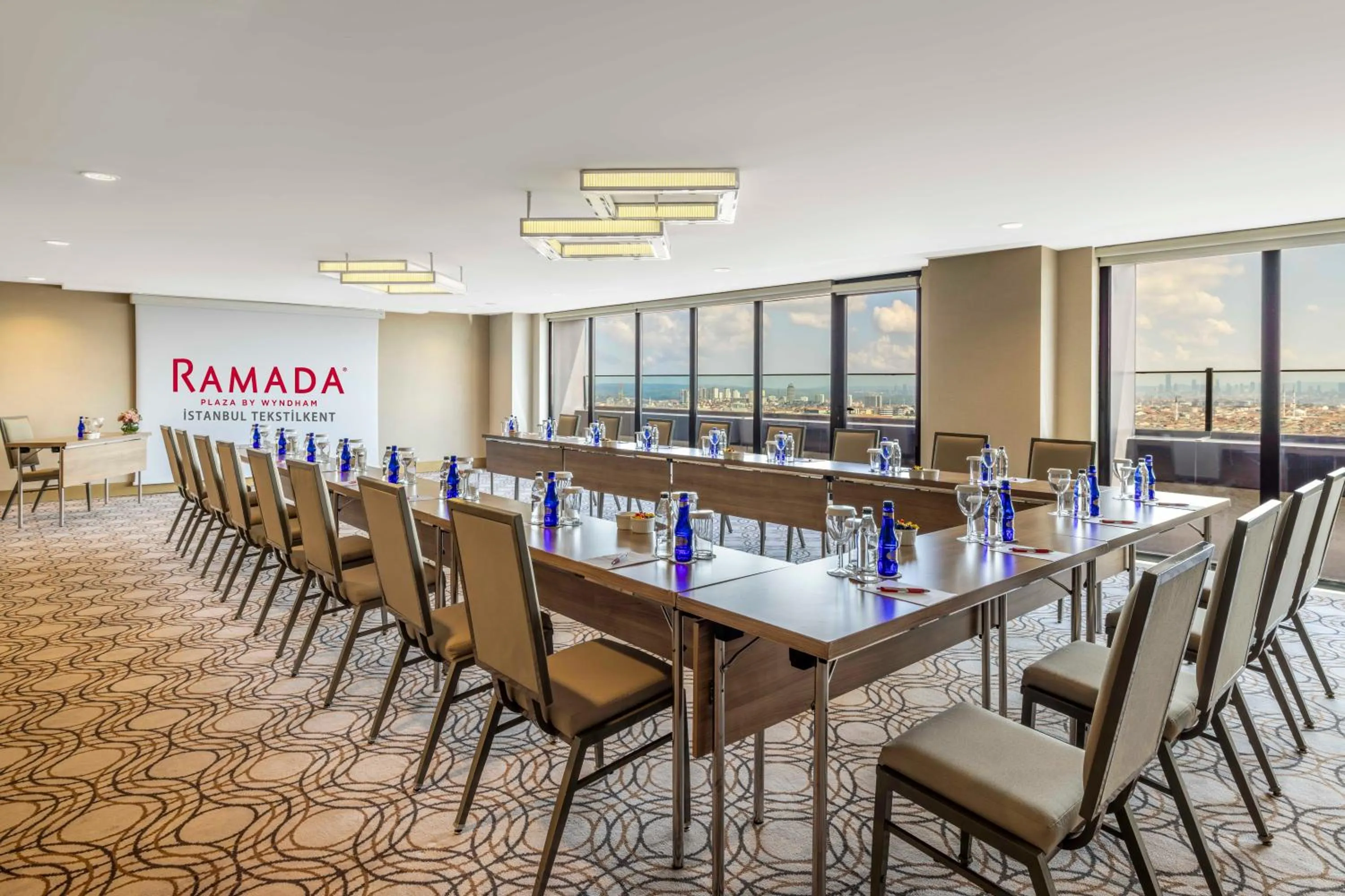 Meeting/conference room in Ramada Plaza By Wyndham Istanbul Tekstilkent