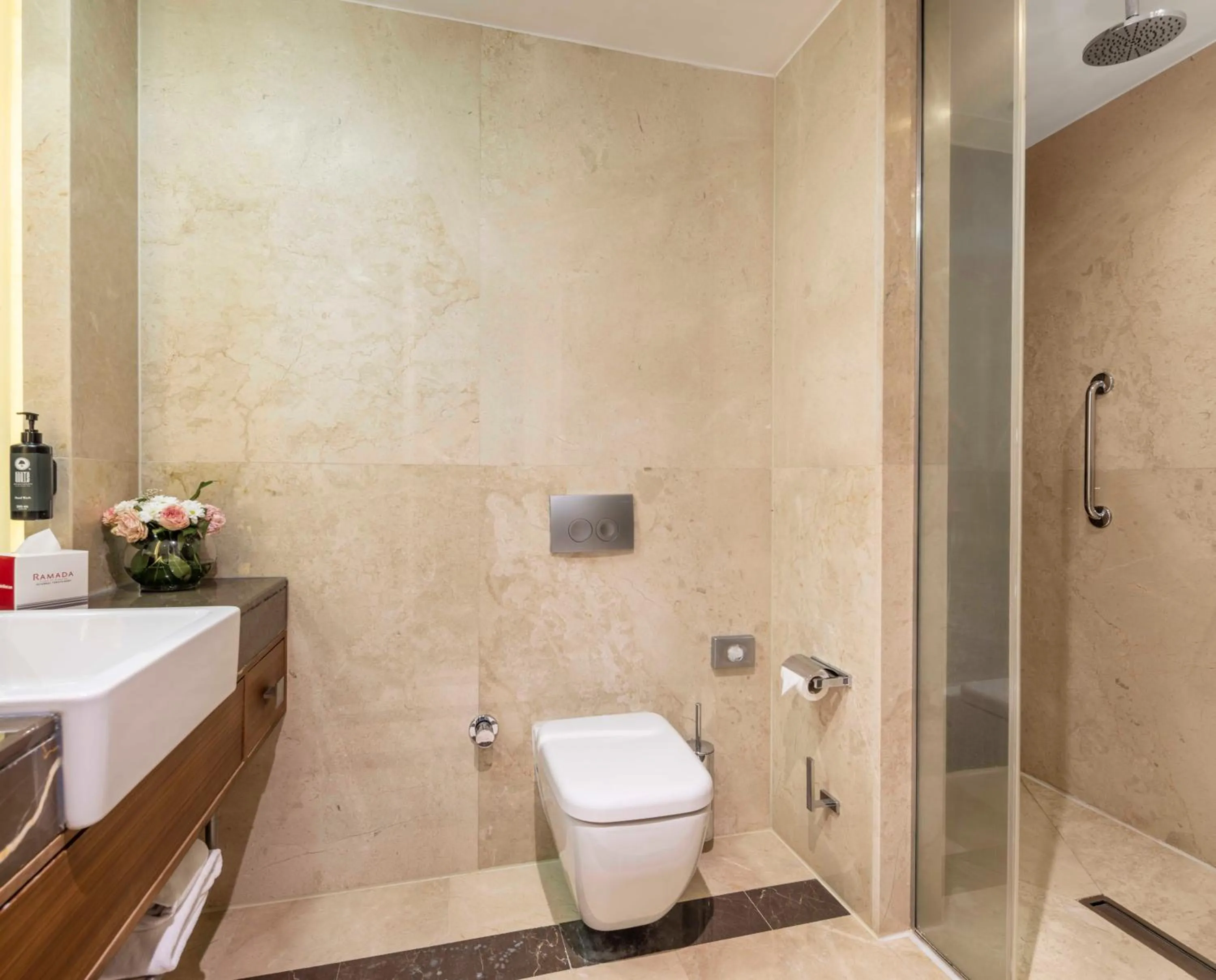 Bathroom in Ramada Plaza By Wyndham Istanbul Tekstilkent