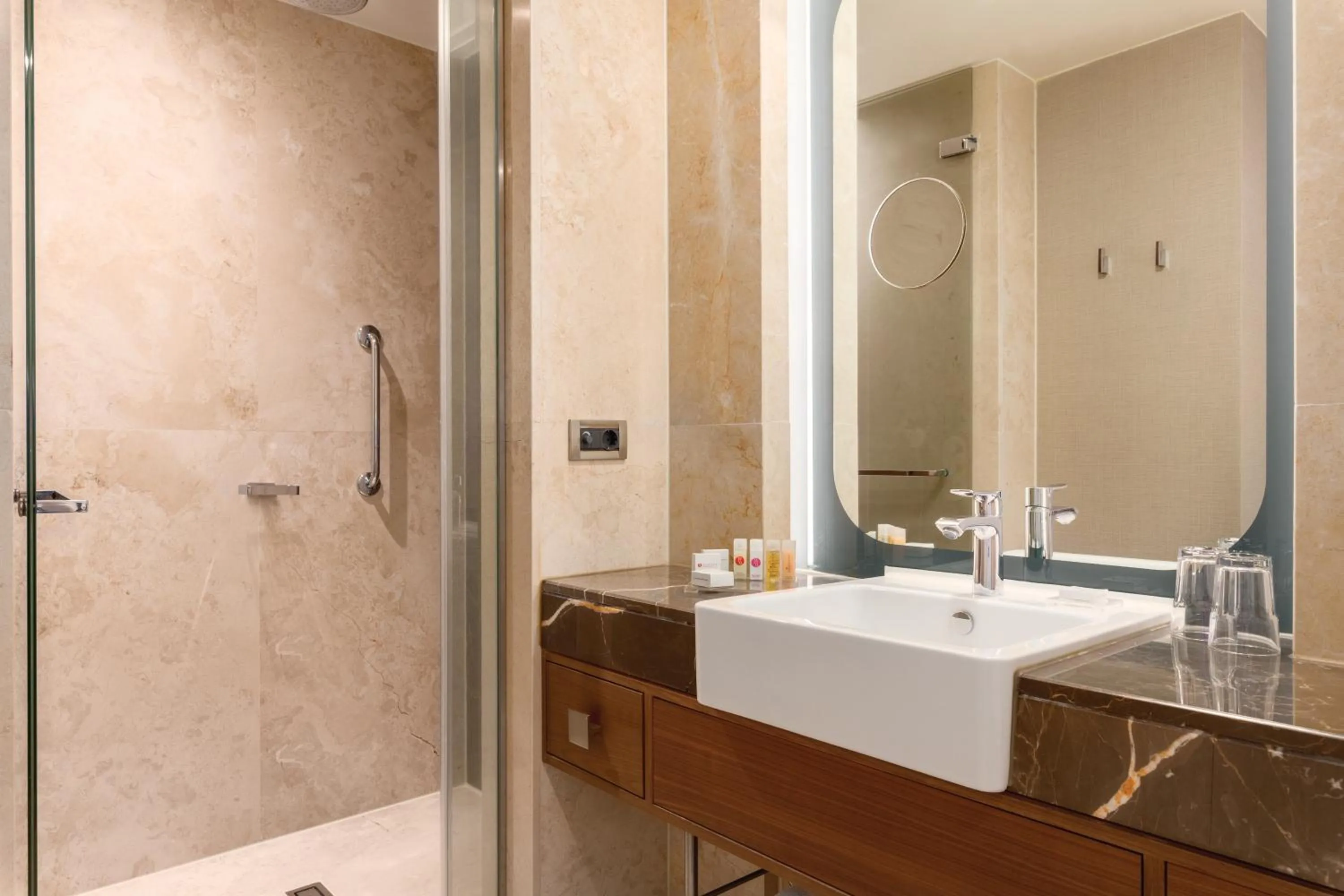 Bathroom in Ramada Plaza By Wyndham Istanbul Tekstilkent