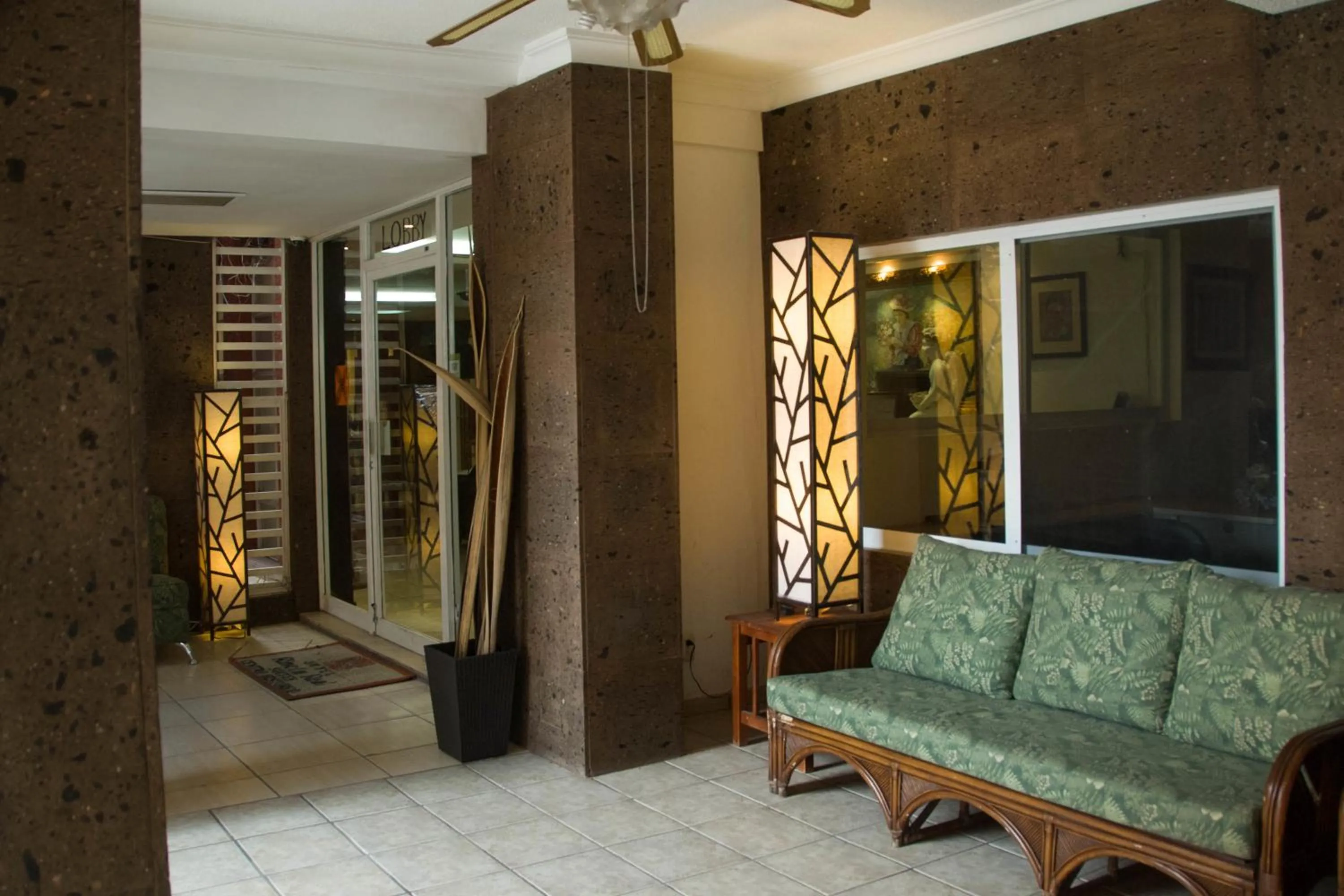 Facade/entrance in Hotel Rincon Real Suites