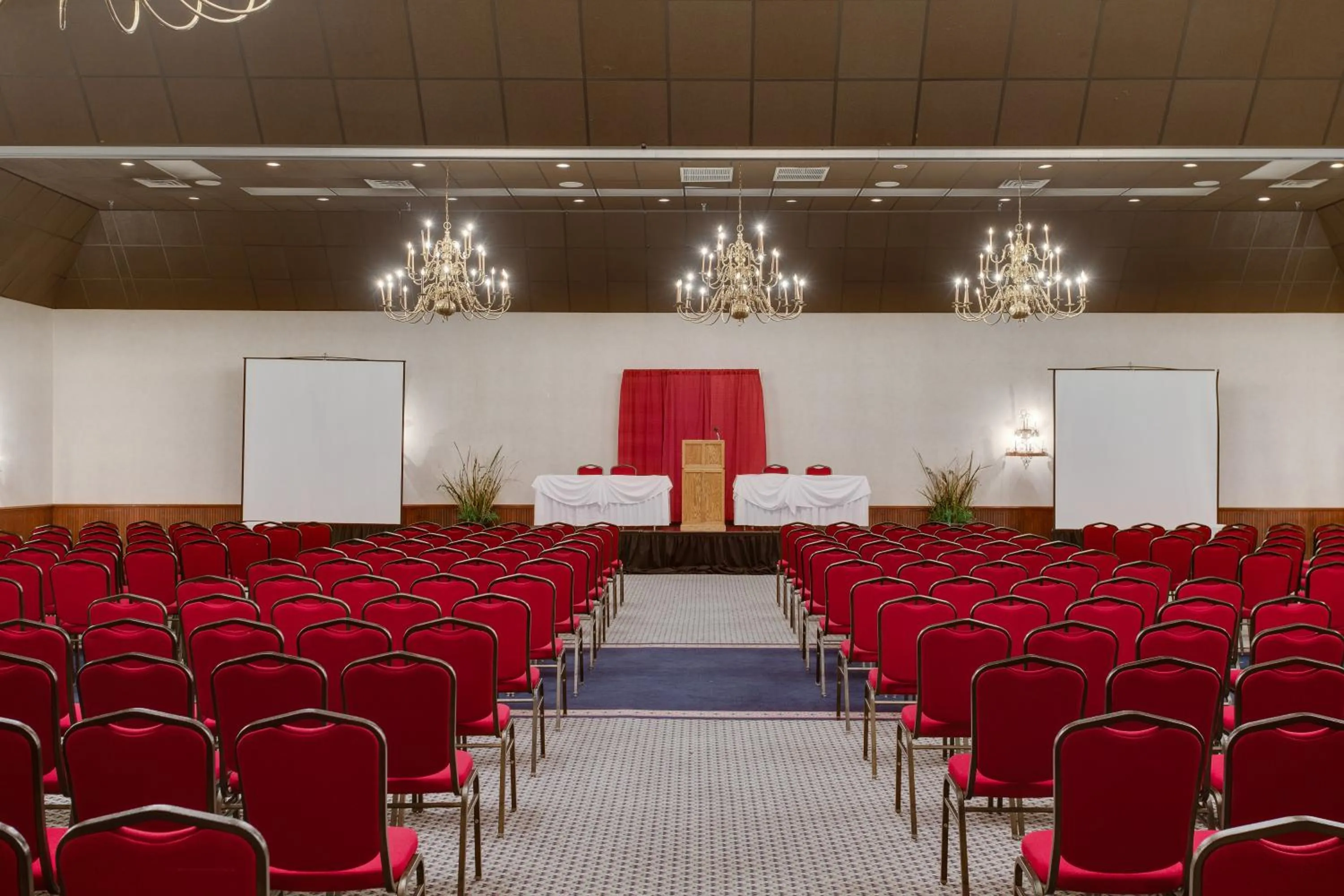 Banquet/Function facilities in Y O Ranch Hotel and Conference Center