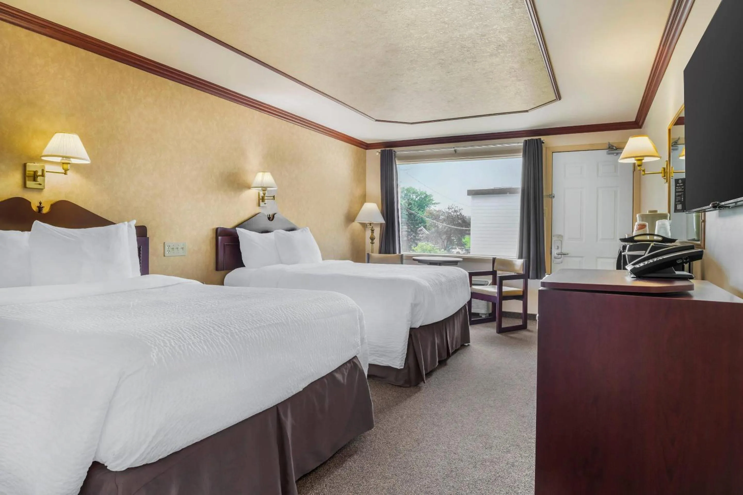 Bedroom, Bed in Rodeway Inn