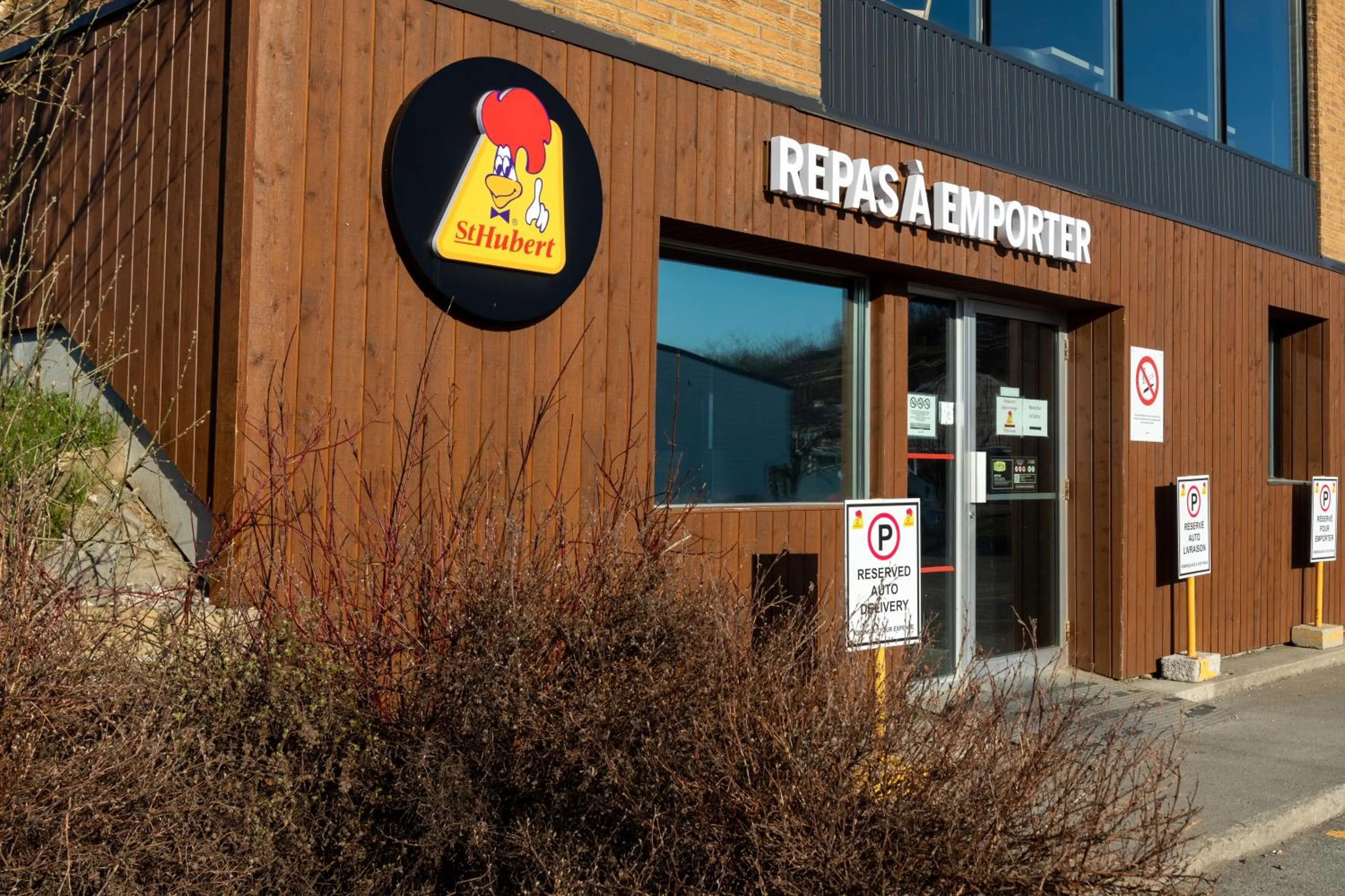 Restaurant/places to eat in Rodeway Inn