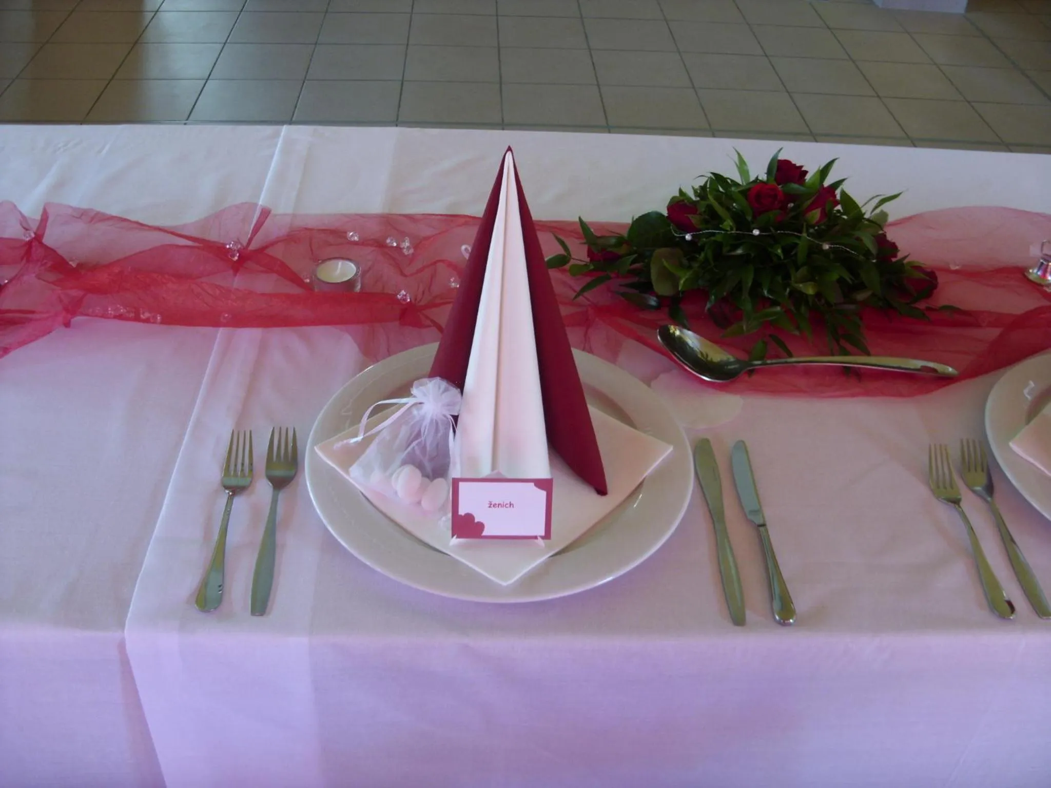 Restaurant/places to eat in Hotel Petra