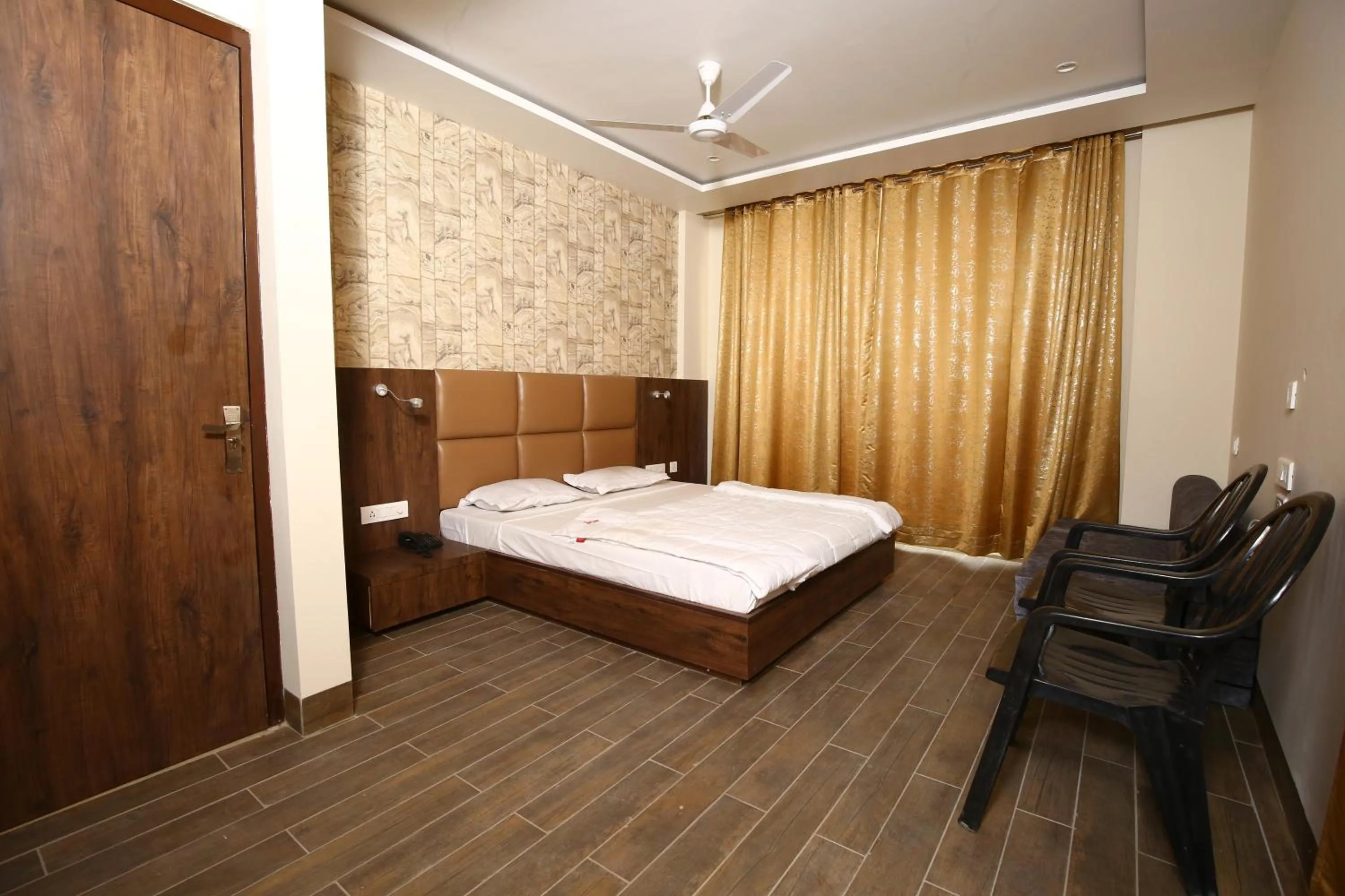 Bed in Hotel Manbhavan