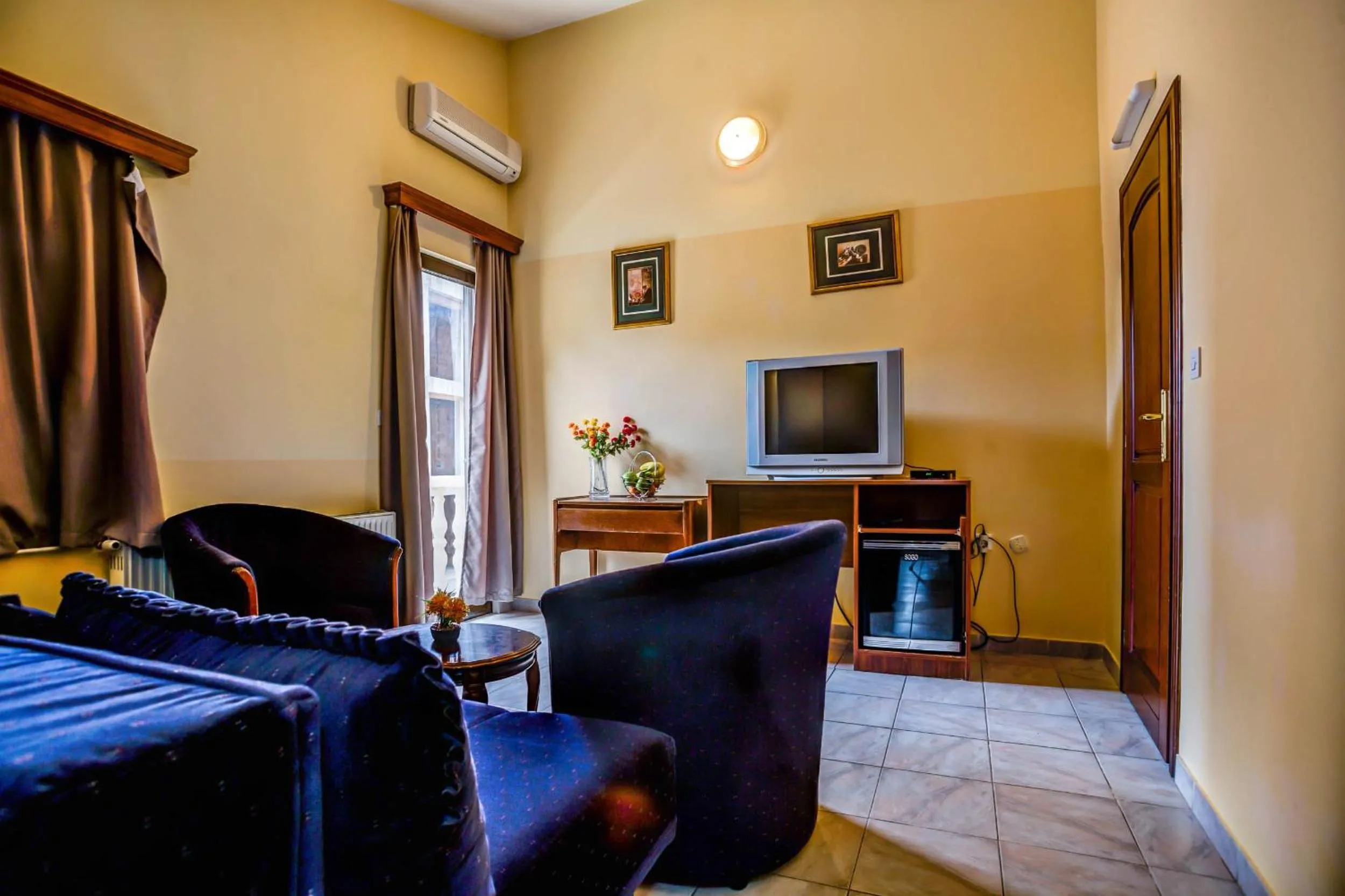 Family Room with Balcony in Mali Miločer Bay Accommodation