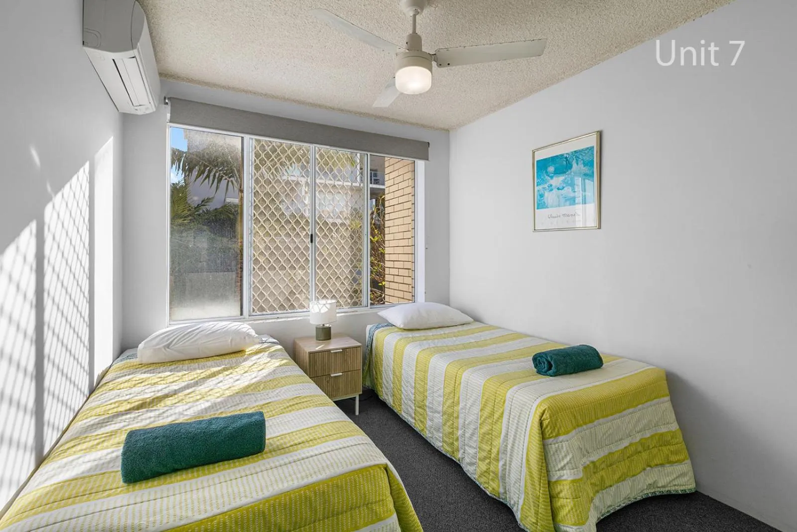 Bed in Capeview Apartments - Spectacular Ocean Views