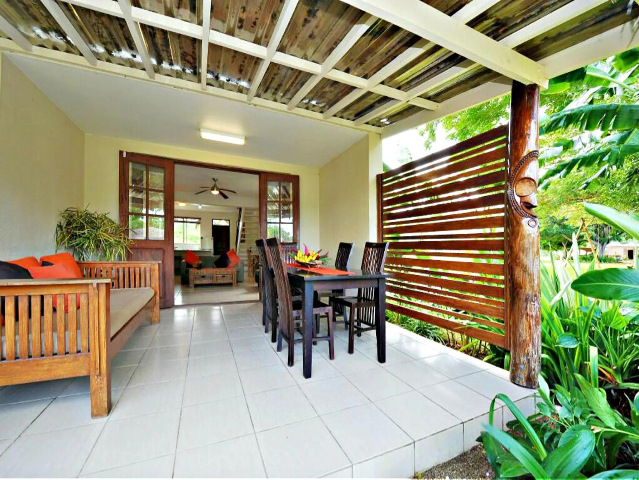 Dining area in MG Cocomo Resort Vanuatu