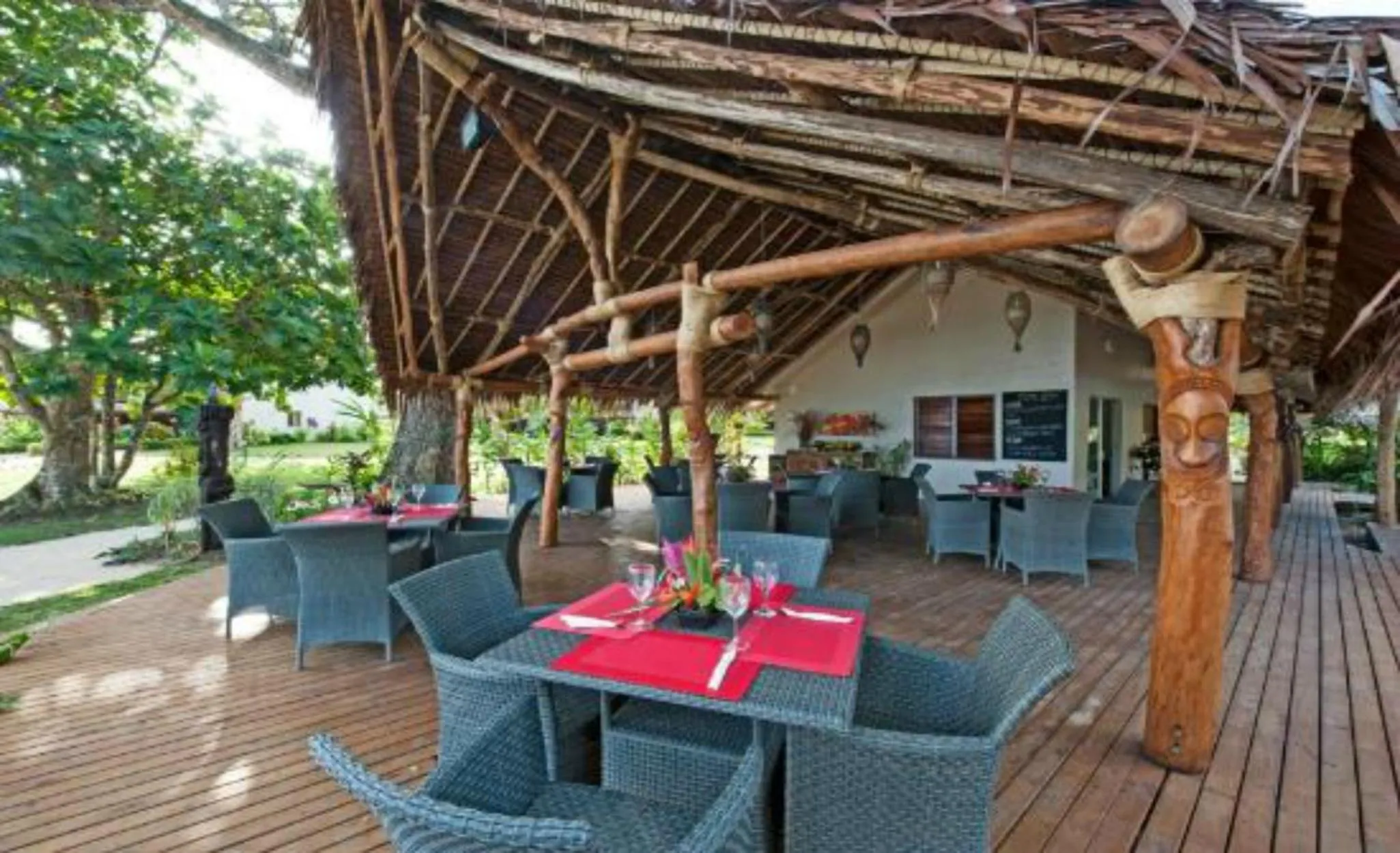 Restaurant/places to eat in MG Cocomo Resort Vanuatu